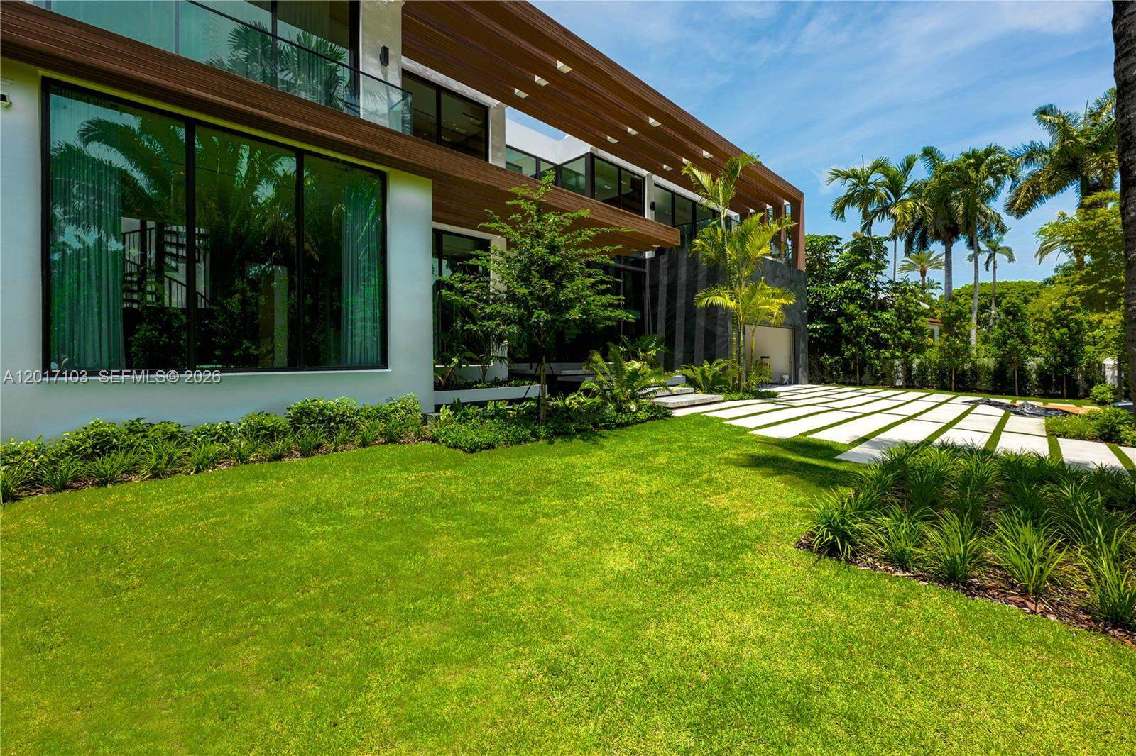 Miami  - Maison 7 Pi&egrave;ces 6 Chambres - picture 15