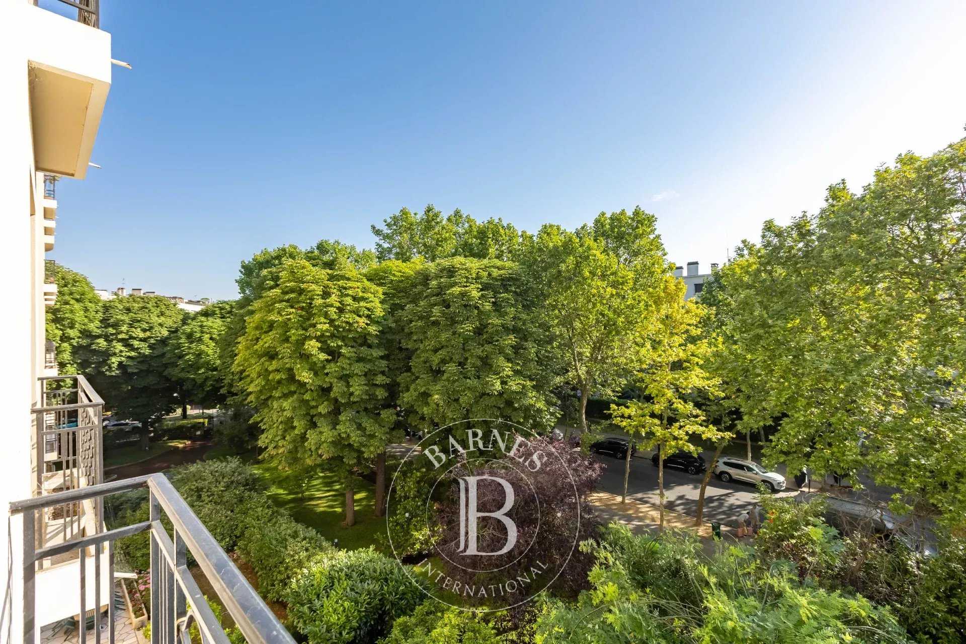 Neuilly-sur-Seine  - Appartement 5 Pi&egrave;ces 3 Chambres
