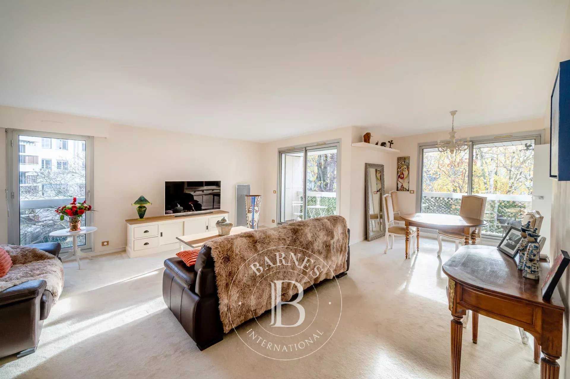 Neuilly-sur-Seine  - Apartment 2 Bedrooms