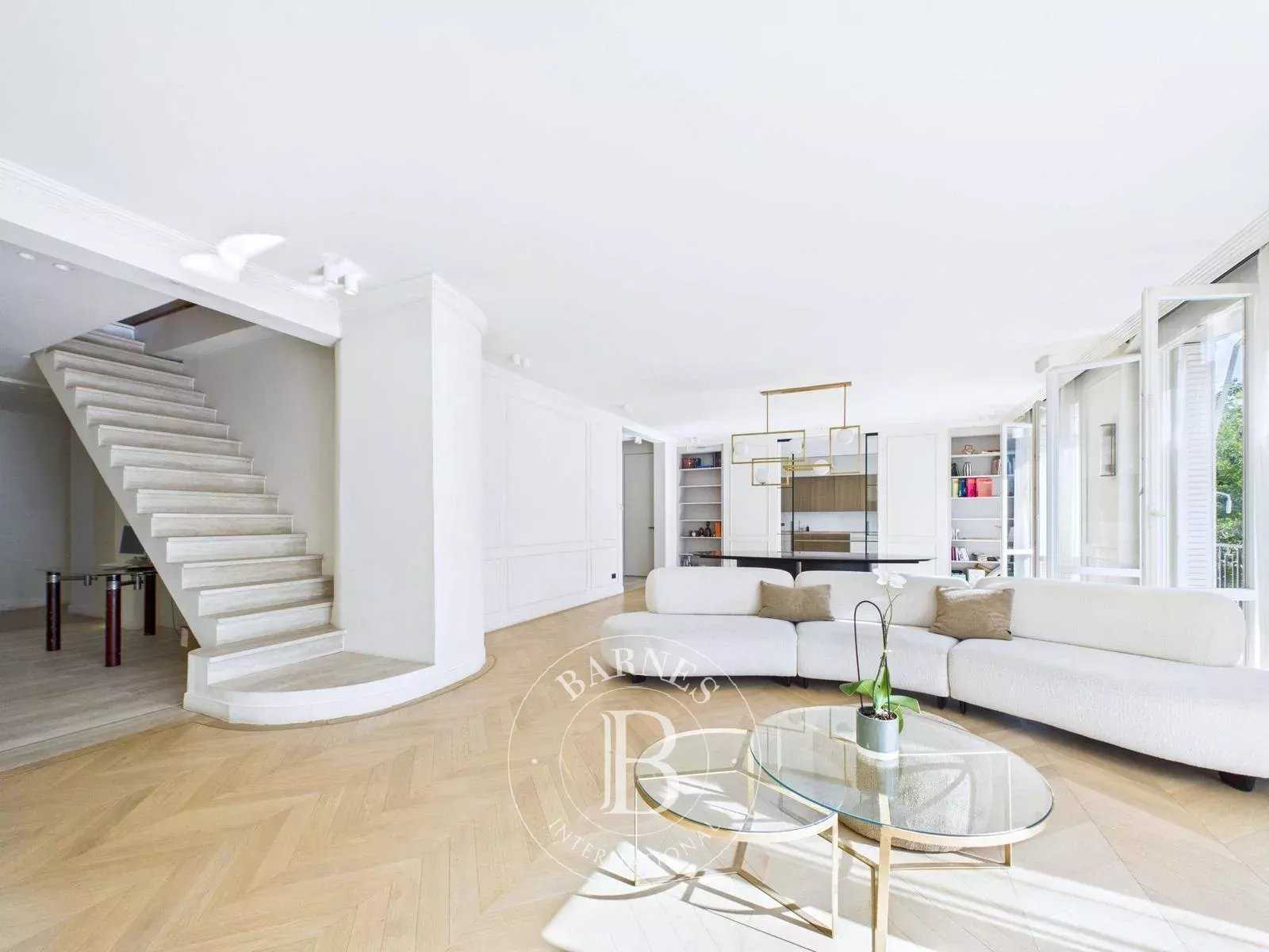 Neuilly-sur-Seine  - Appartement 7 Pi&egrave;ces 5 Chambres