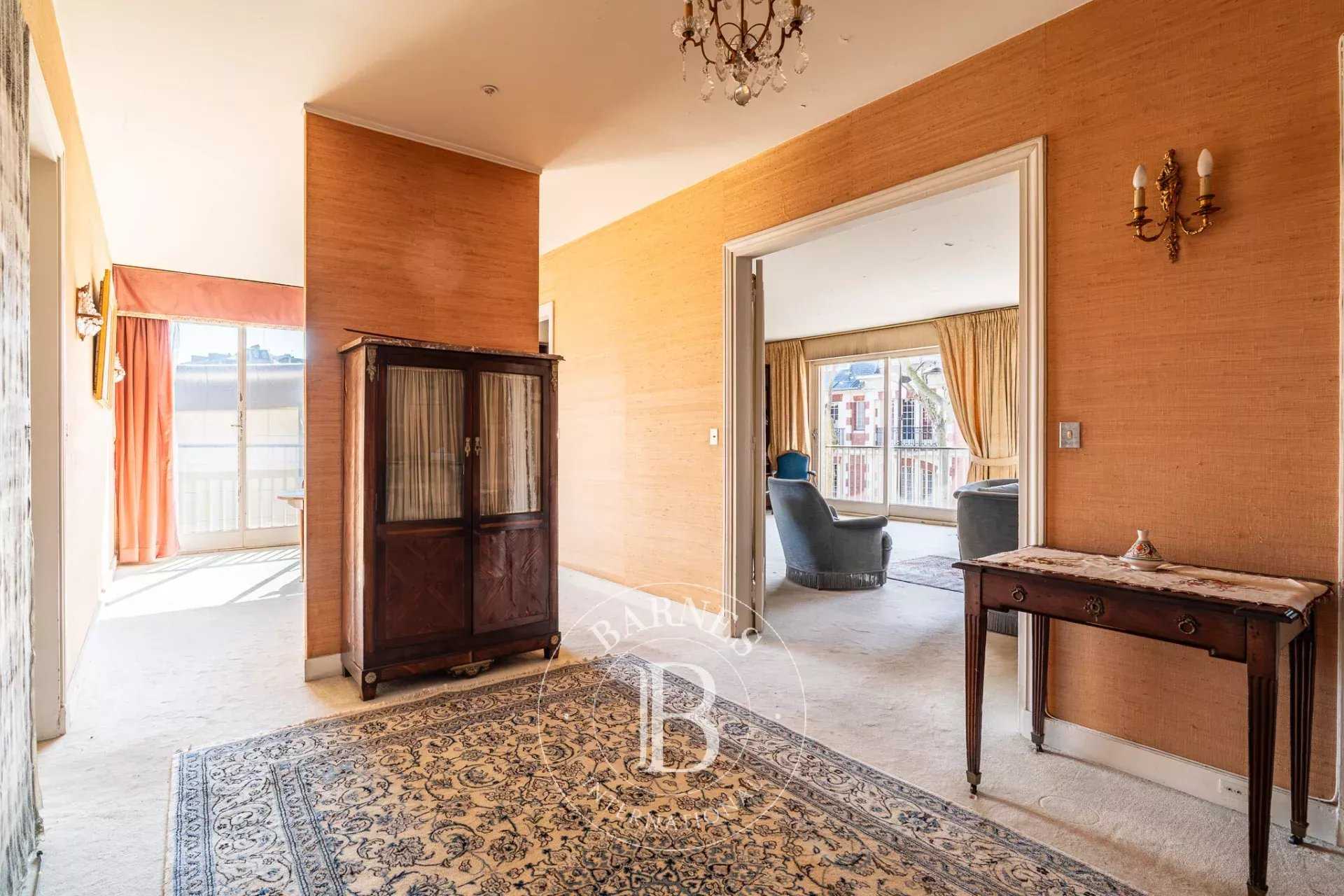 Neuilly-sur-Seine  - Apartment 3 Bedrooms