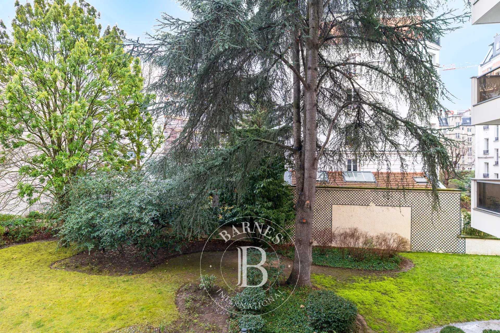 Neuilly-sur-Seine  - Apartment 3 Bedrooms