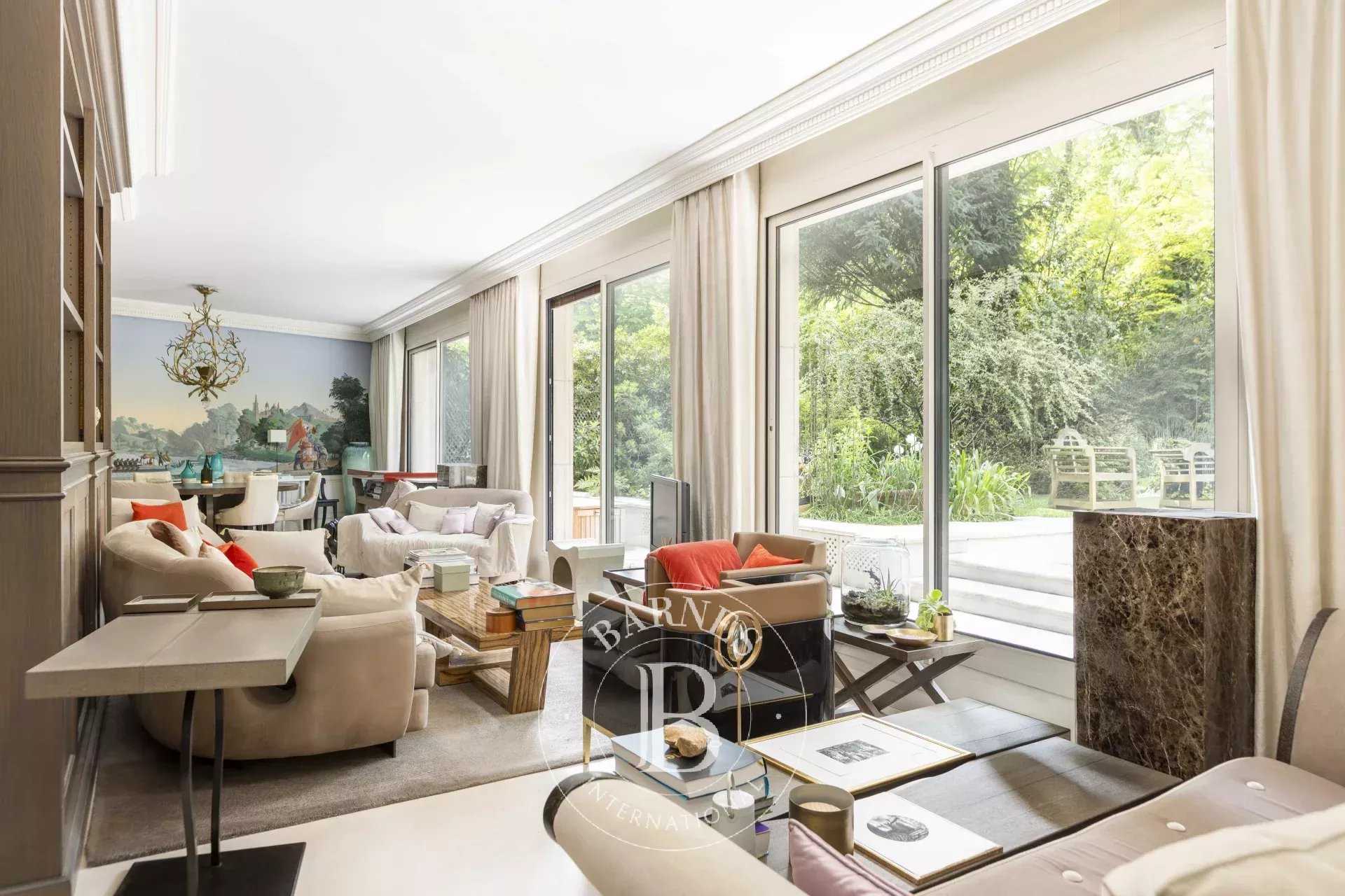 Neuilly-sur-Seine  - Appartement 5 Pièces 3 Chambres