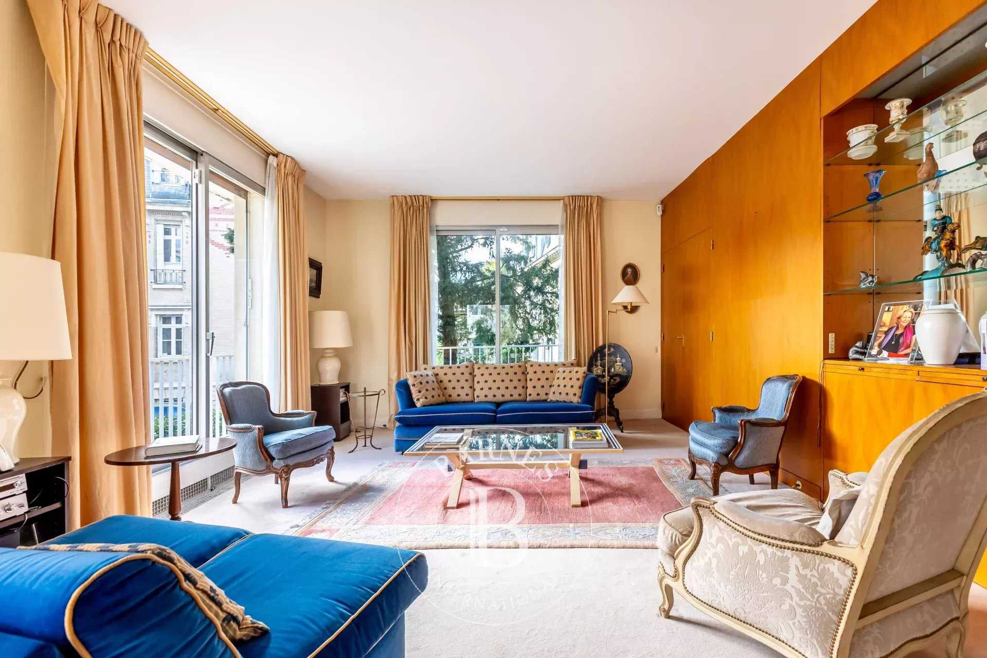 Neuilly-sur-Seine  - Apartment 4 Bedrooms