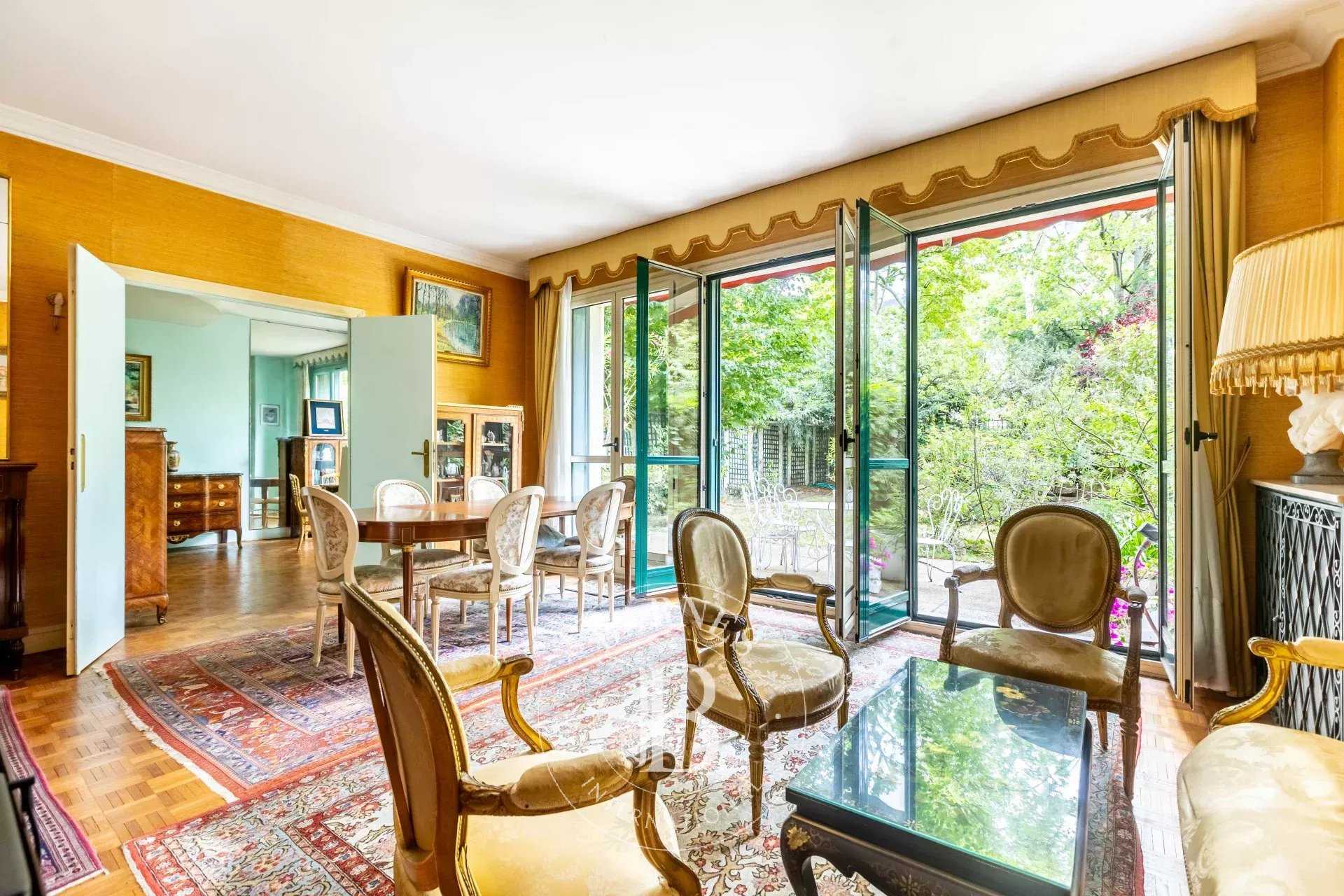 Neuilly-sur-Seine  - Apartment 3 Bedrooms