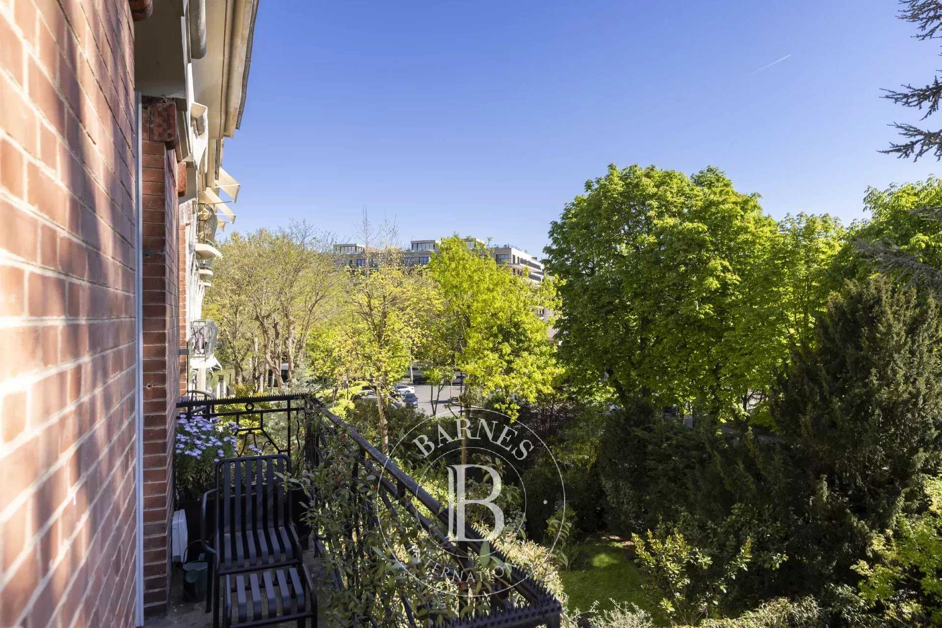 Neuilly-sur-Seine  - Apartment 8 Bedrooms