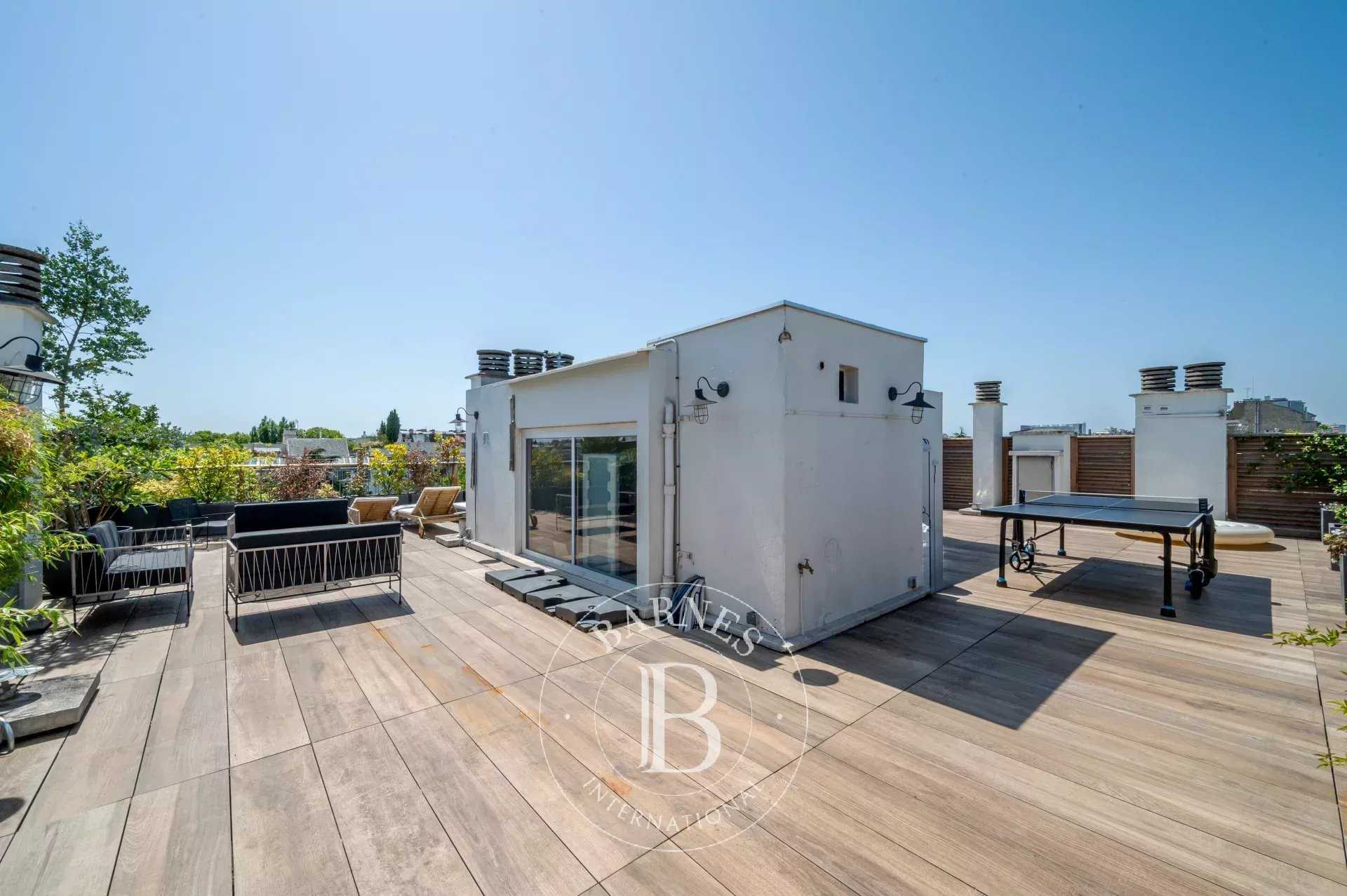 Neuilly-sur-Seine  - Apartment 4 Bedrooms
