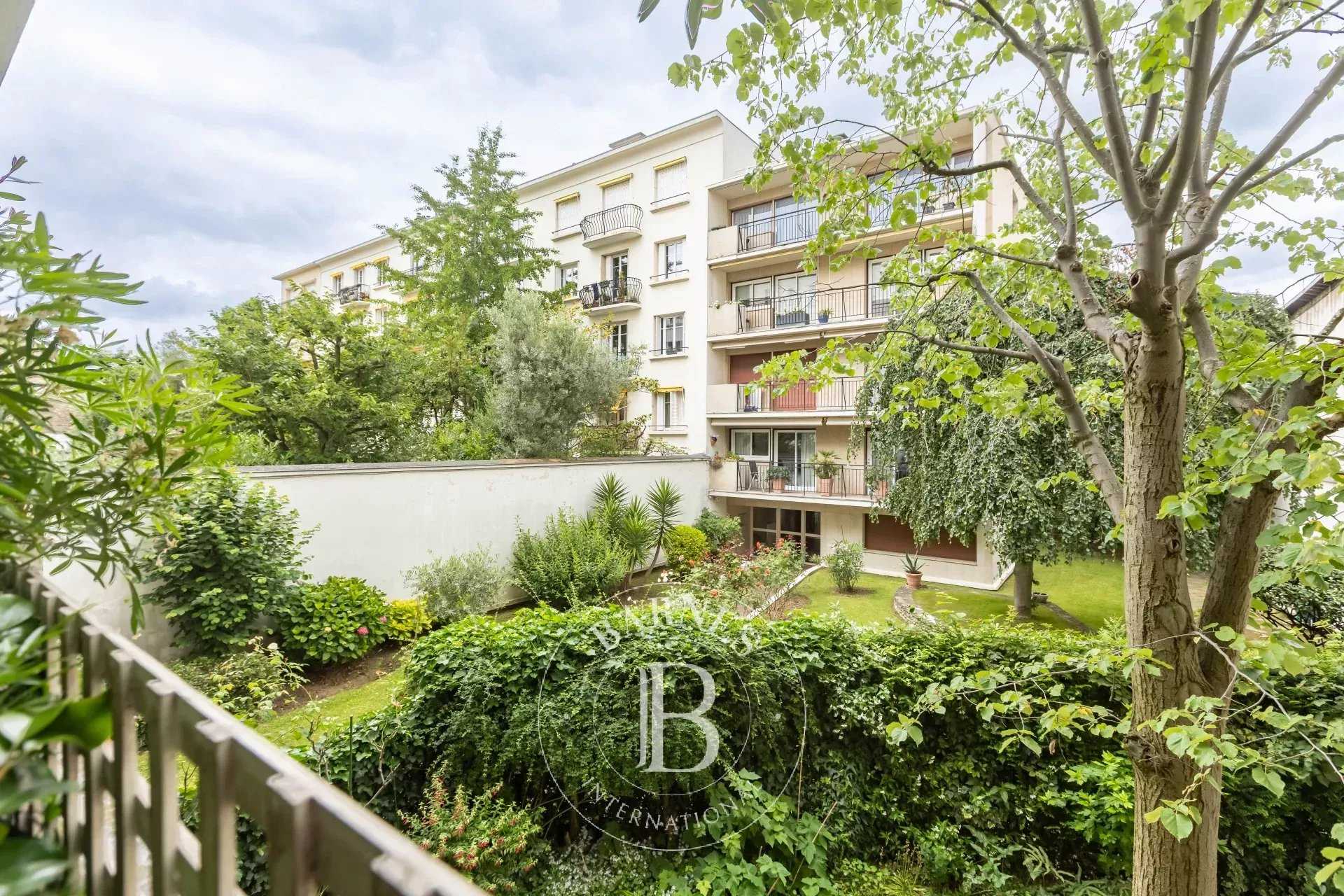 Neuilly-sur-Seine  - Appartement 5 Pi&egrave;ces 4 Chambres