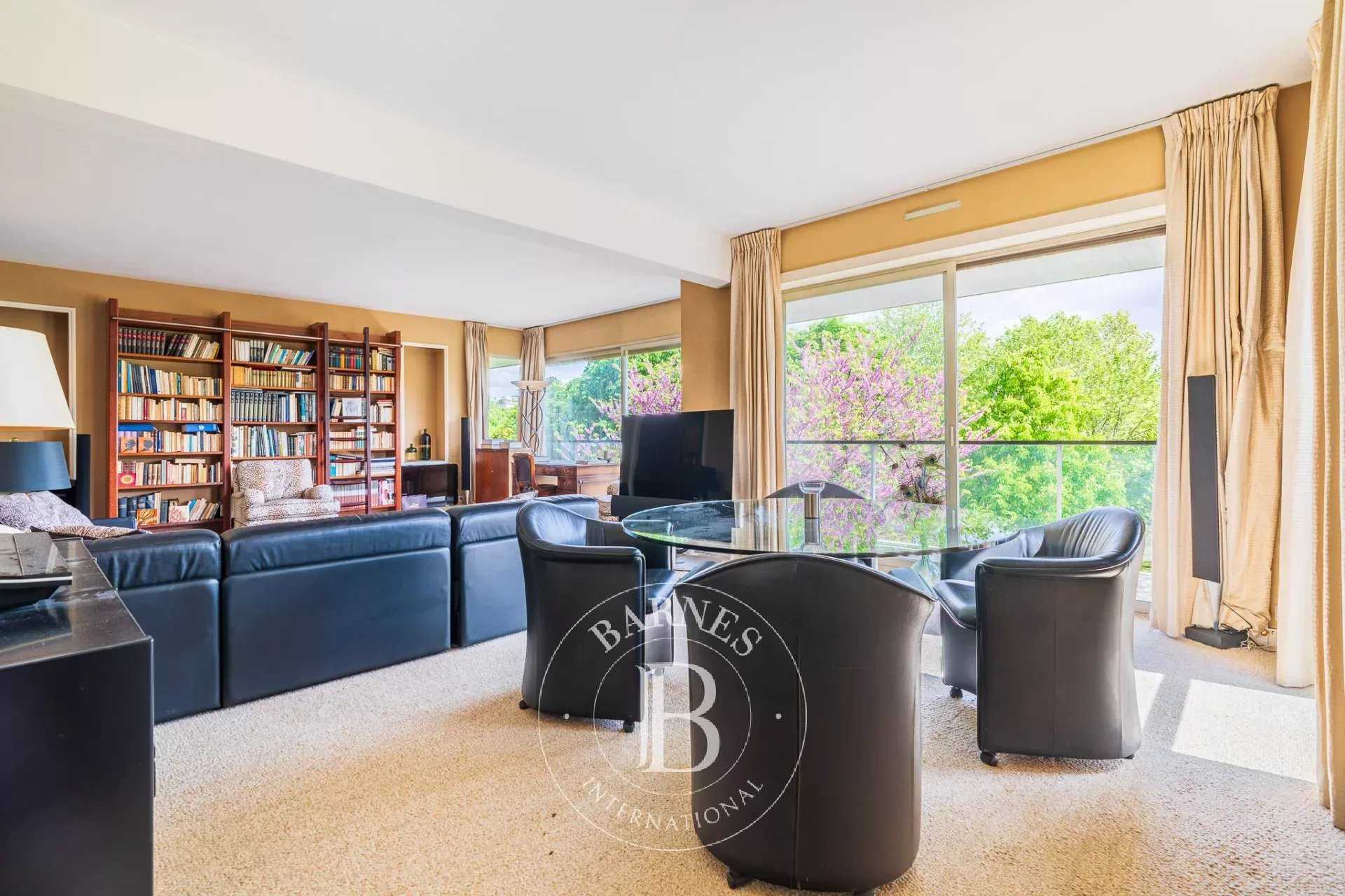 Neuilly-sur-Seine  - Apartment 2 Bedrooms