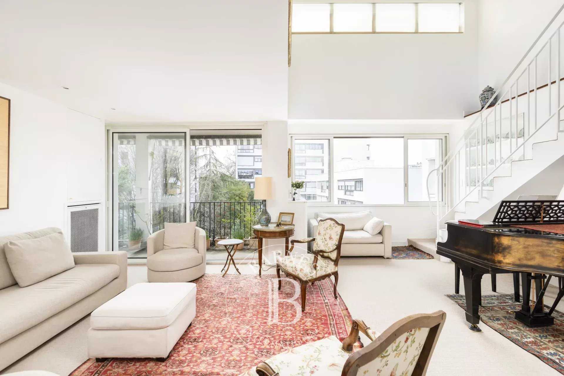 Neuilly-sur-Seine  - Appartement 7 Pi&egrave;ces 4 Chambres