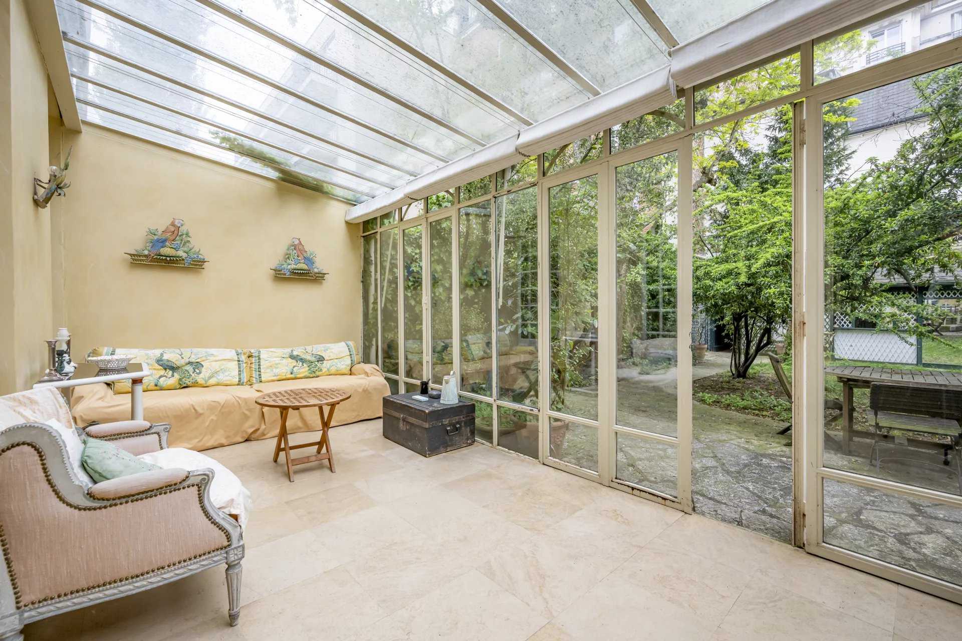 Neuilly-sur-Seine  - Maison 7 Pièces 5 Chambres