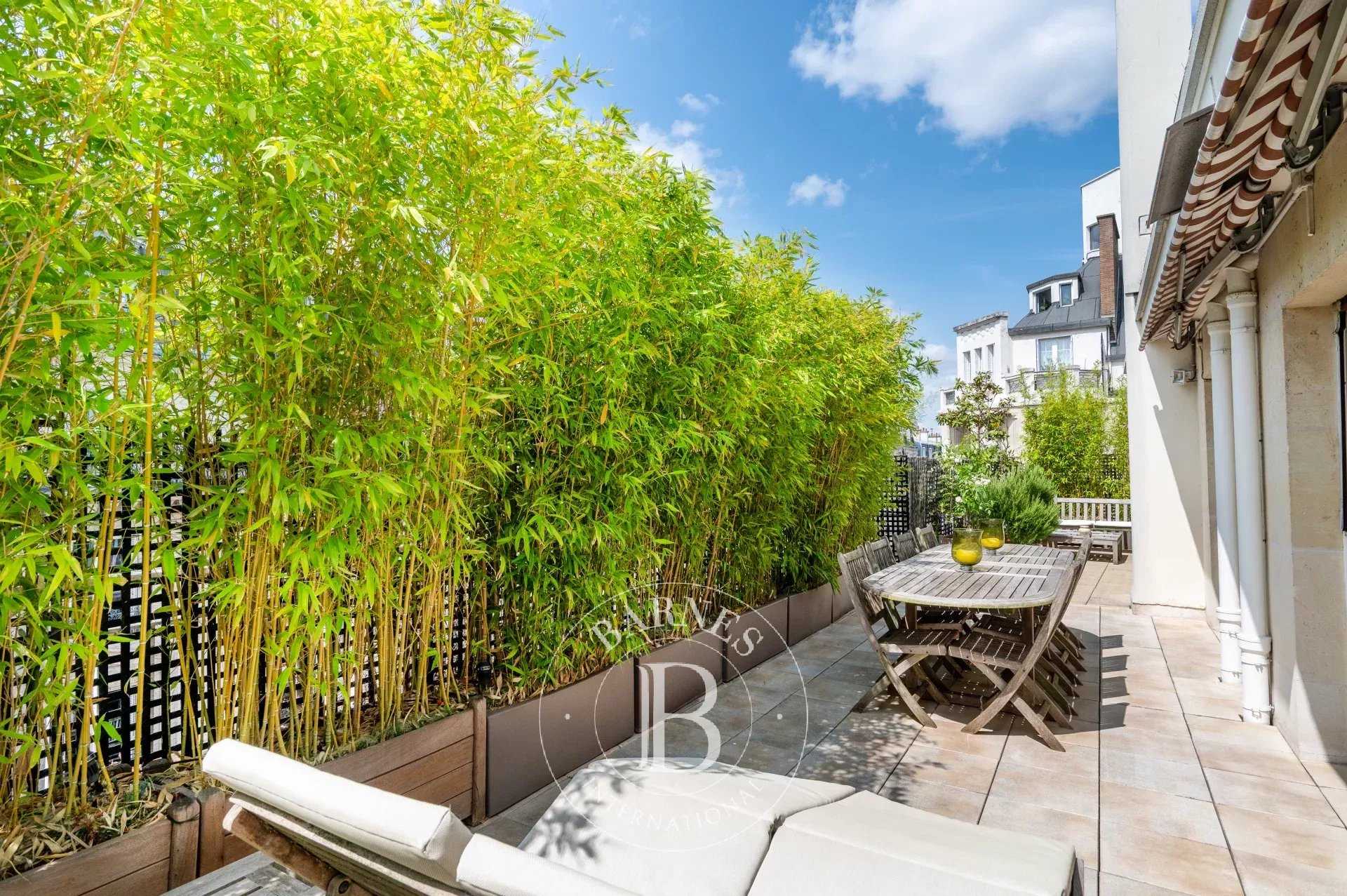 Neuilly-sur-Seine  - Appartement 6 Pièces 4 Chambres