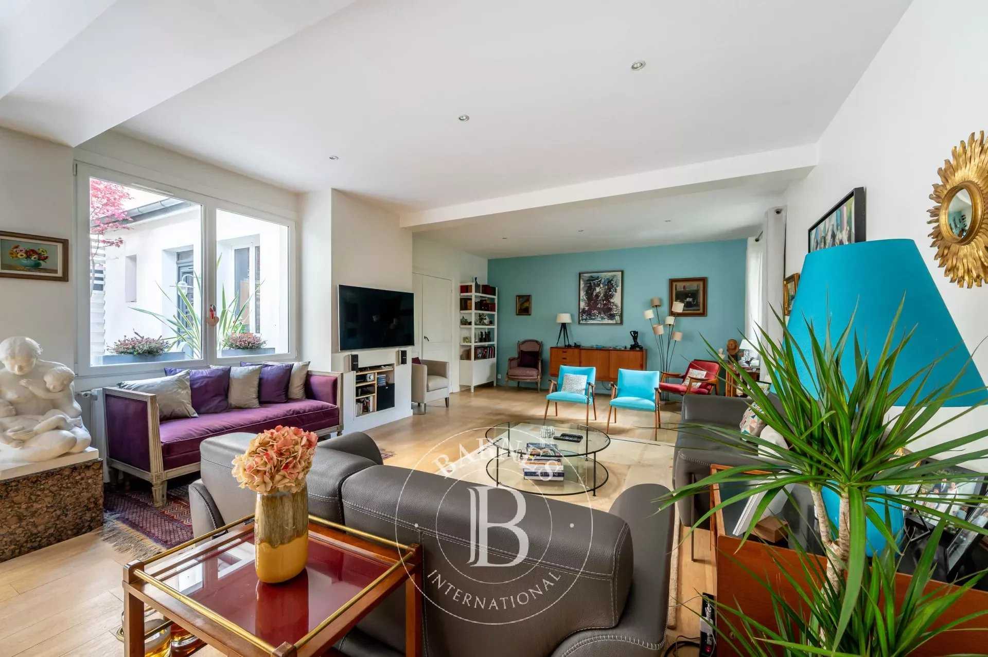 Levallois-Perret  - House 6 Bedrooms