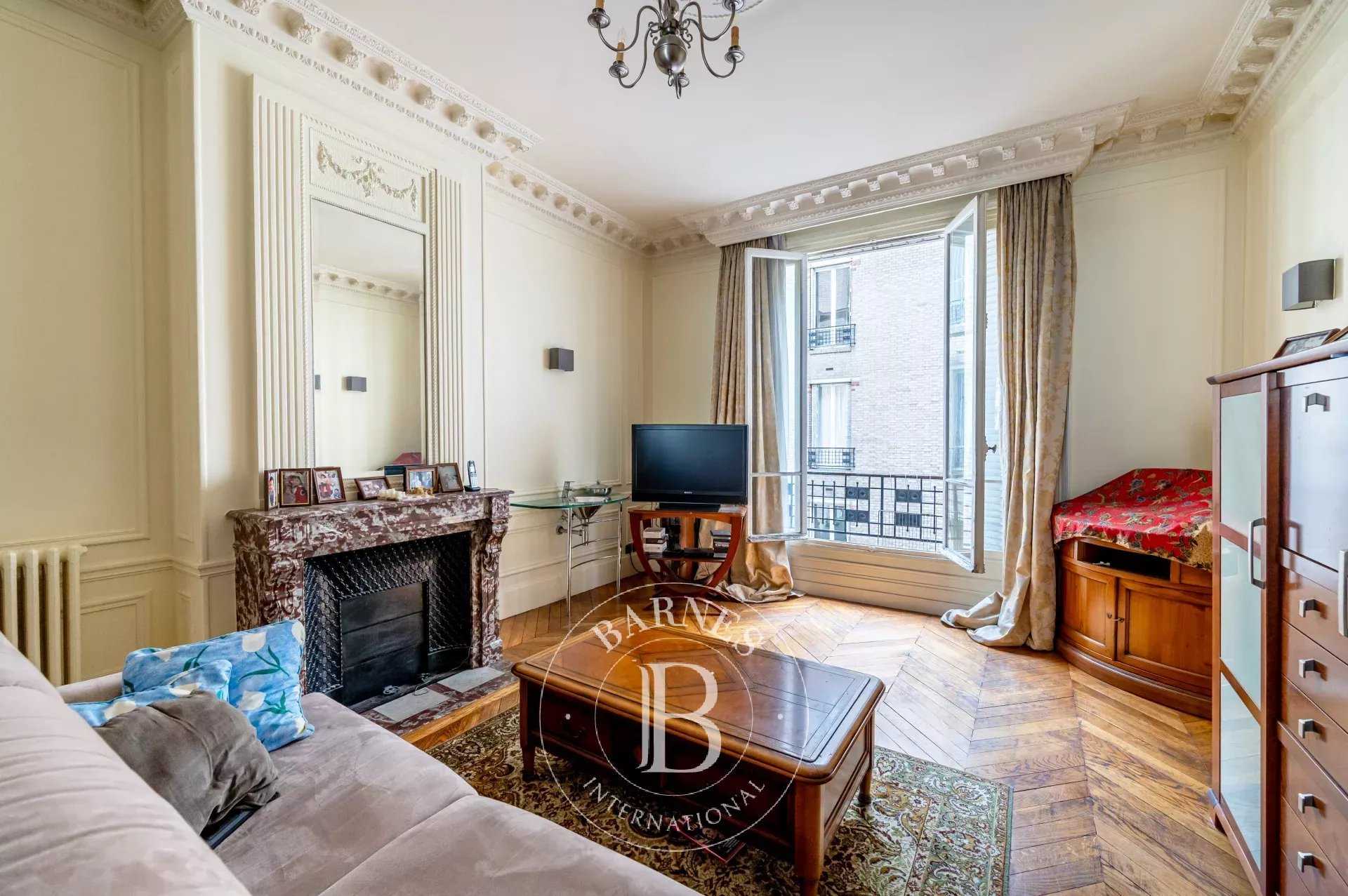 Neuilly-sur-Seine  - Appartement 6 Pièces 4 Chambres