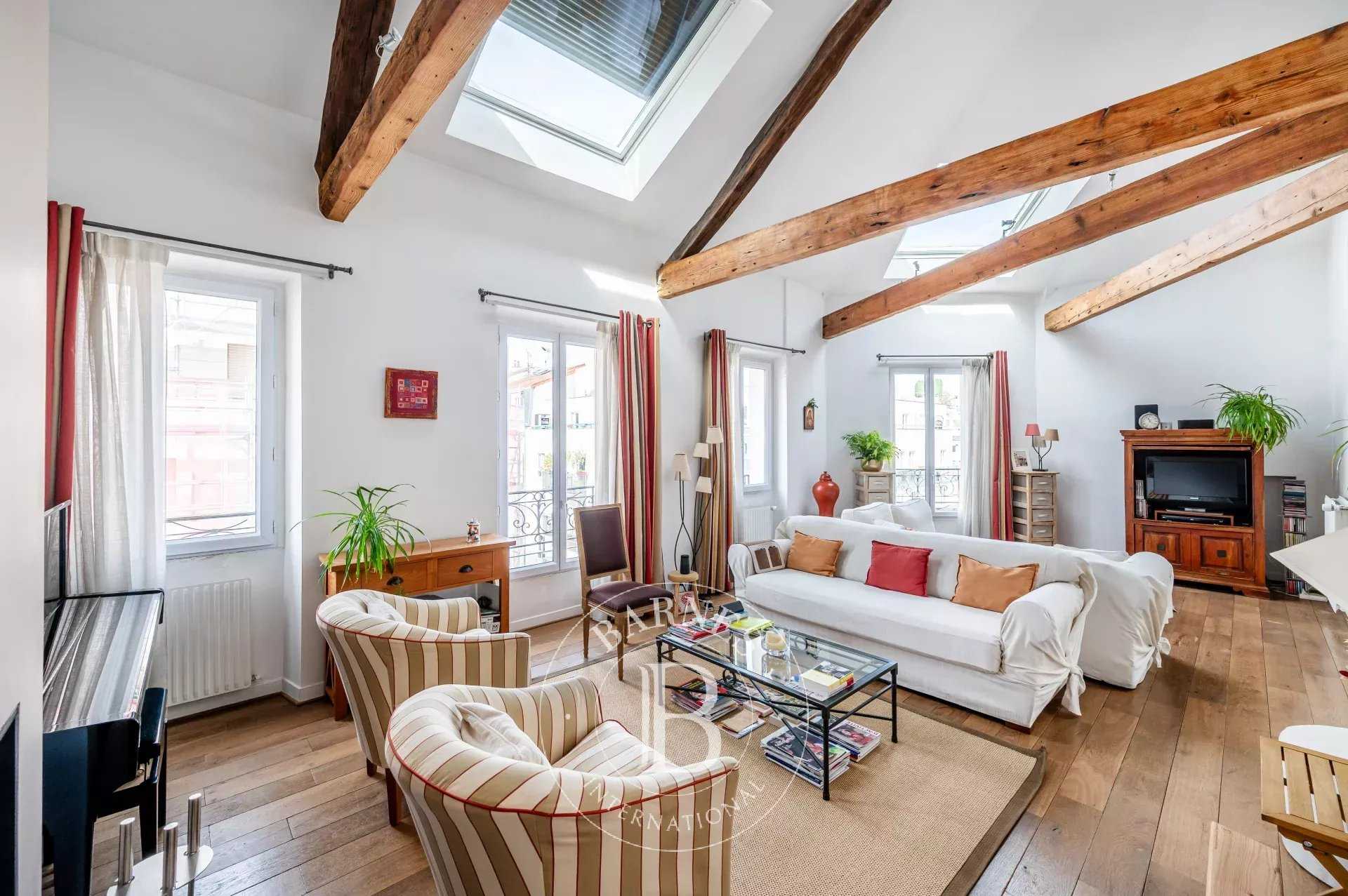 Levallois-Perret  - Appartement 7 Pi&egrave;ces 5 Chambres