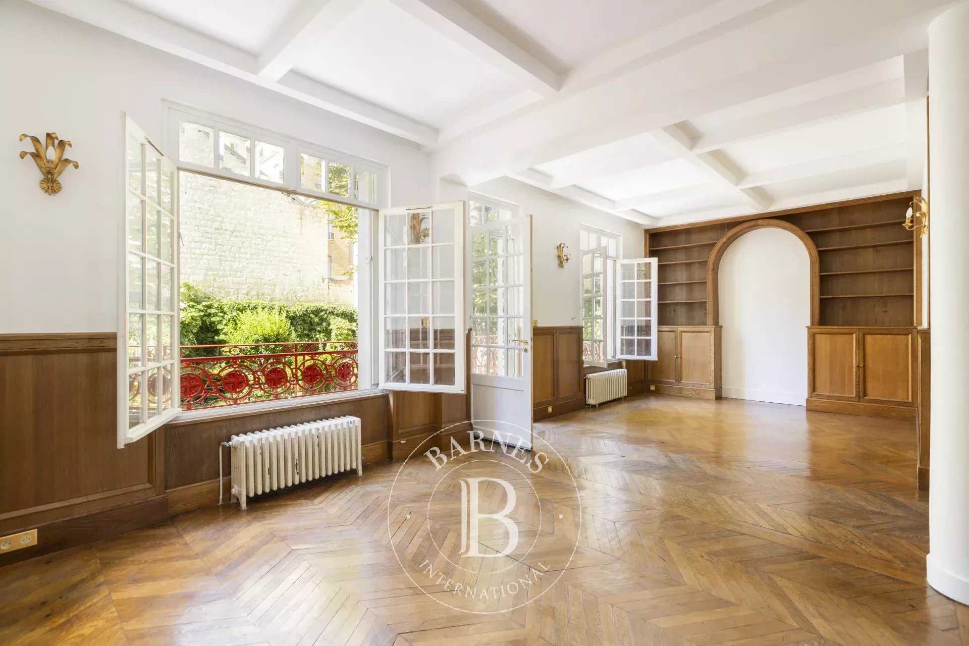 Neuilly-sur-Seine  - Mansion 8 Bedrooms