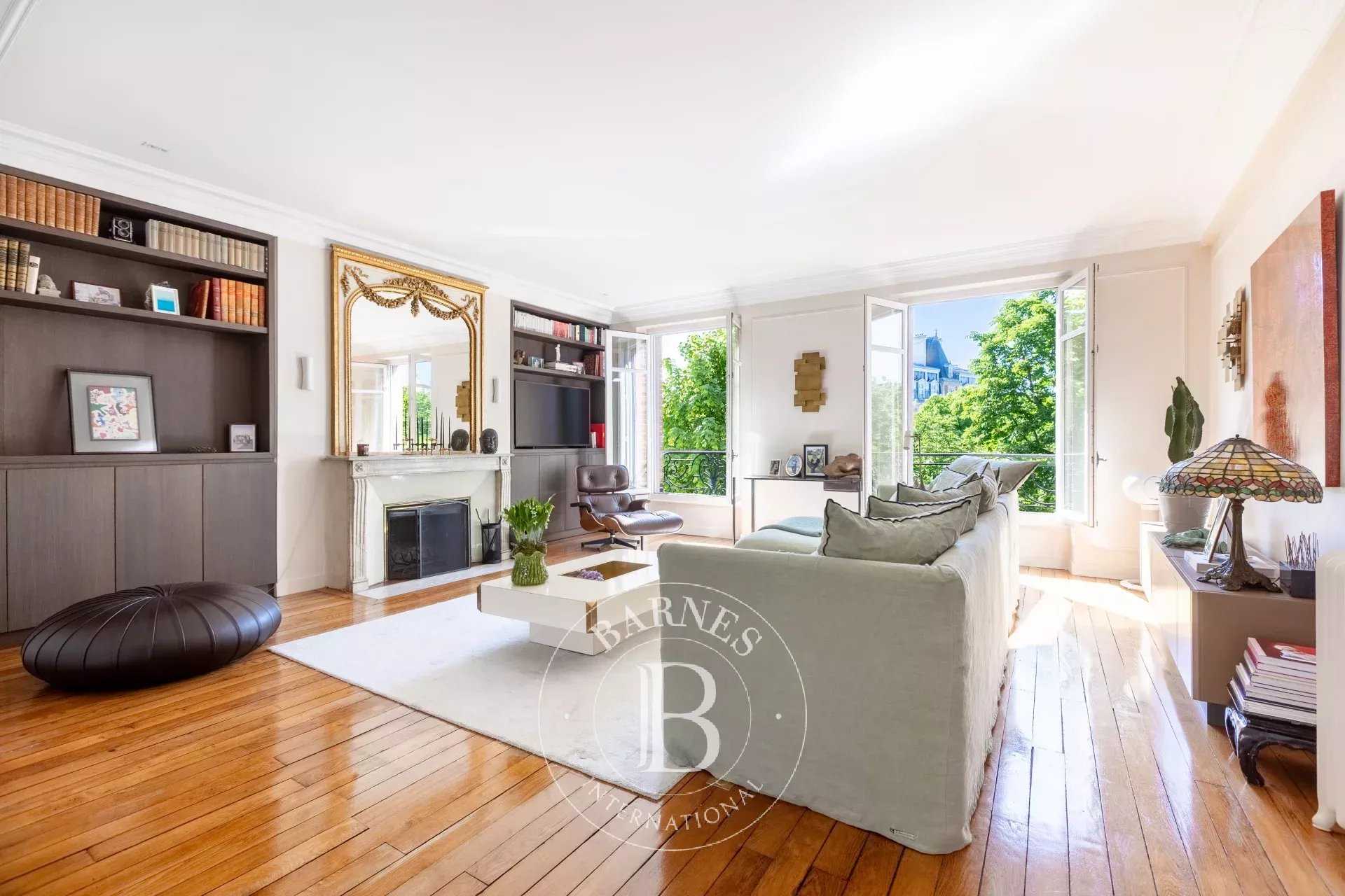 Neuilly-sur-Seine  - Apartment 4 Bedrooms