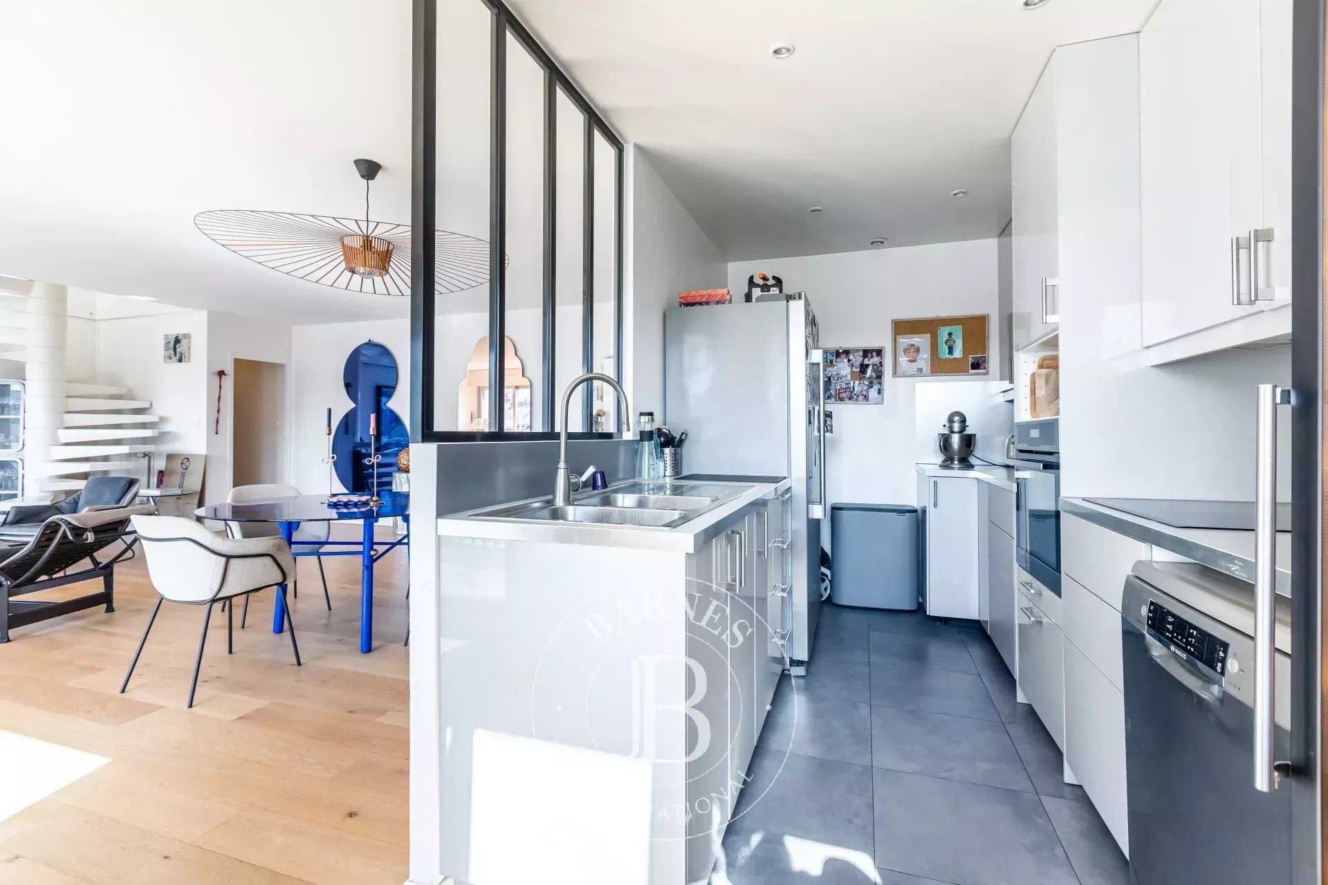 Neuilly-sur-Seine  - Appartement 6 Pi&egrave;ces 3 Chambres