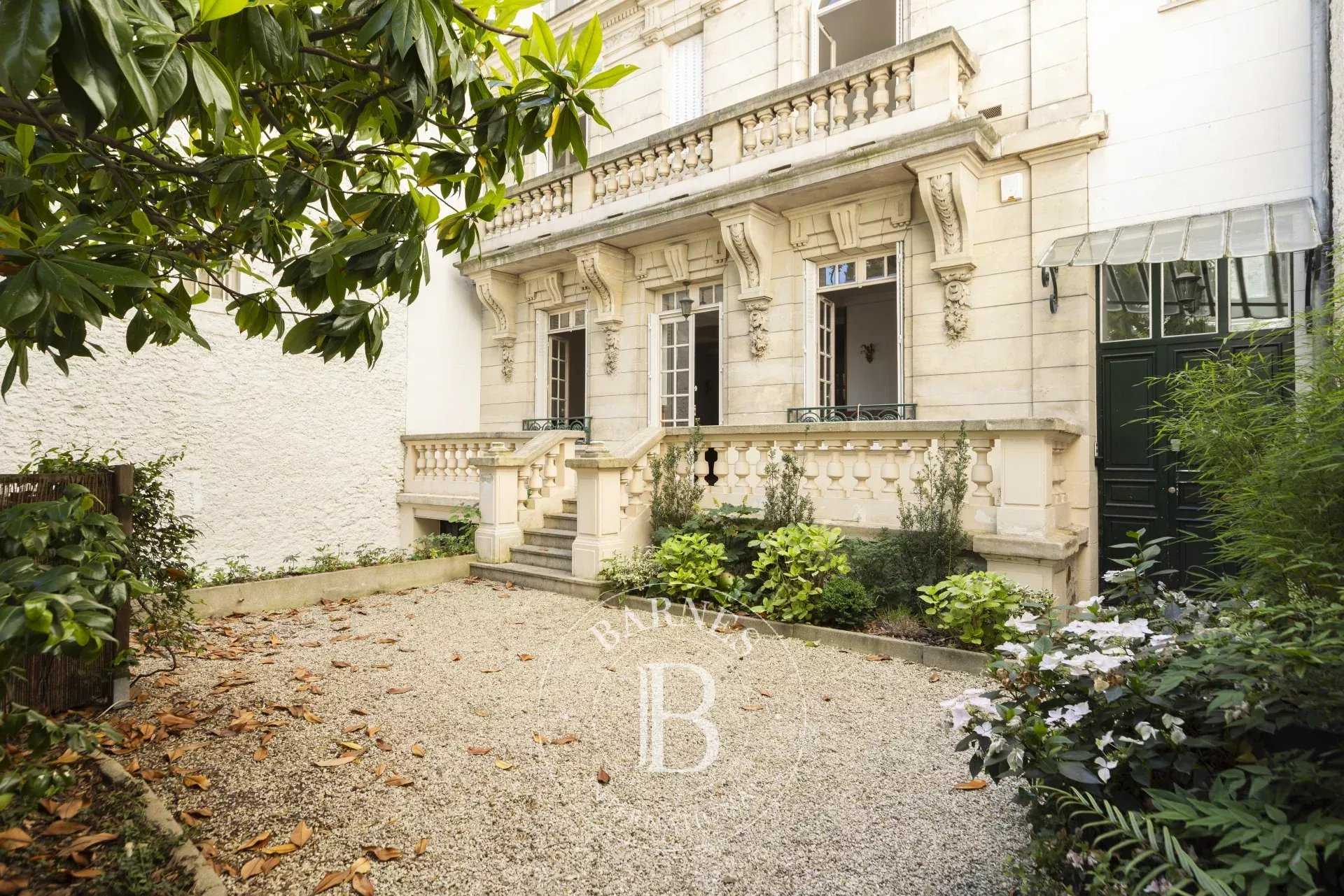 Neuilly-sur-Seine  - Mansion 8 Bedrooms
