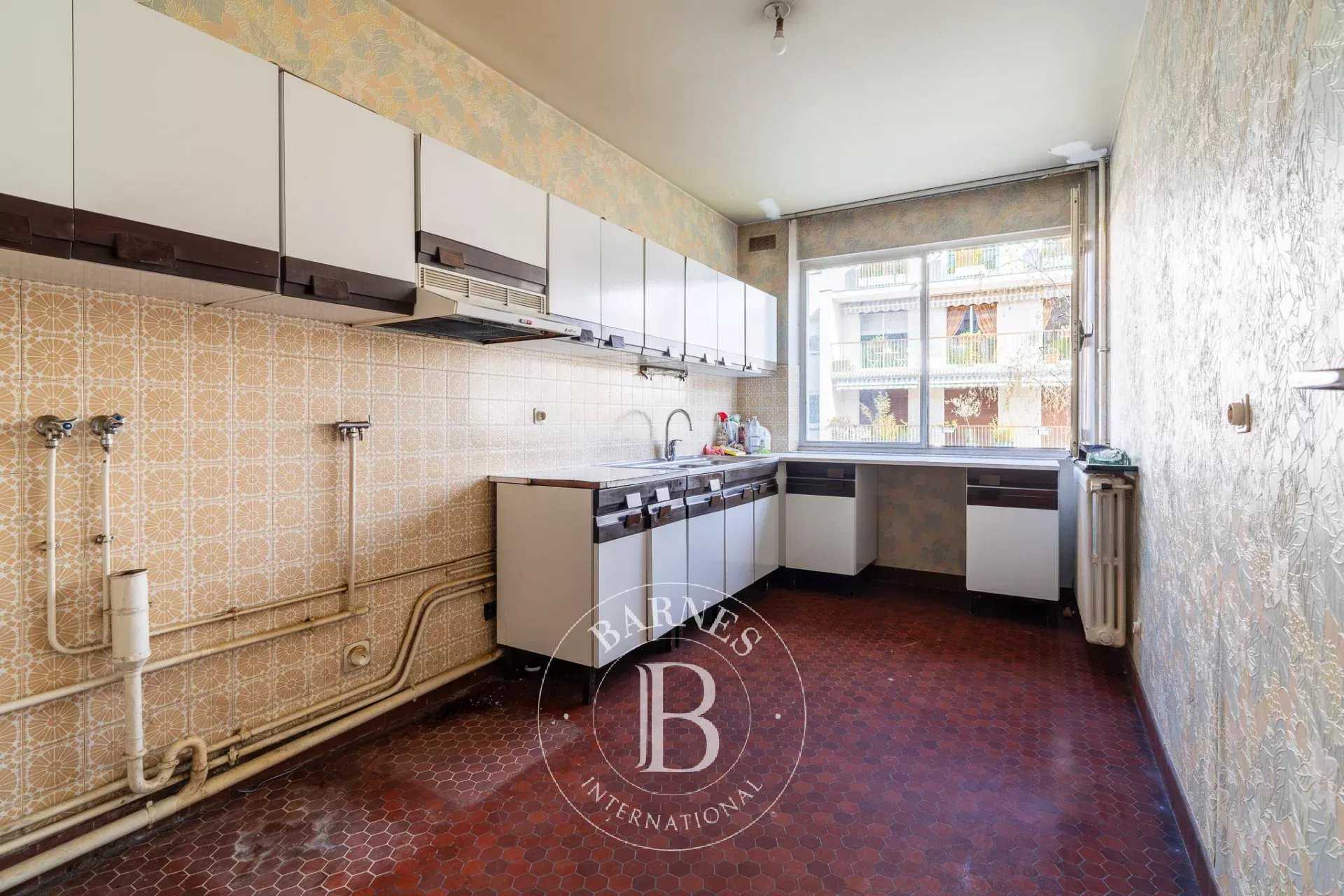 Neuilly-sur-Seine  - Apartment 3 Bedrooms