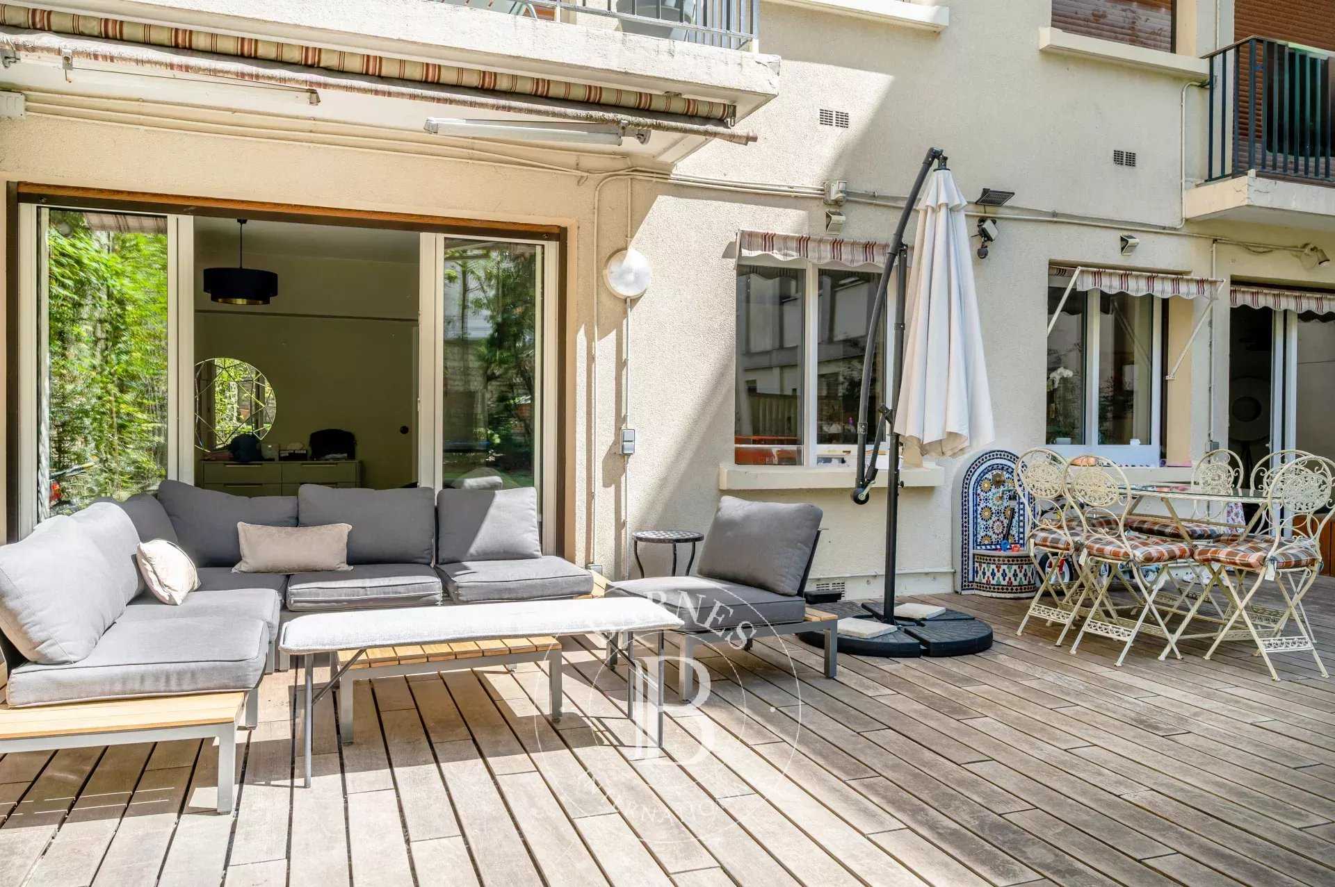 Neuilly-sur-Seine  - Apartment 3 Bedrooms