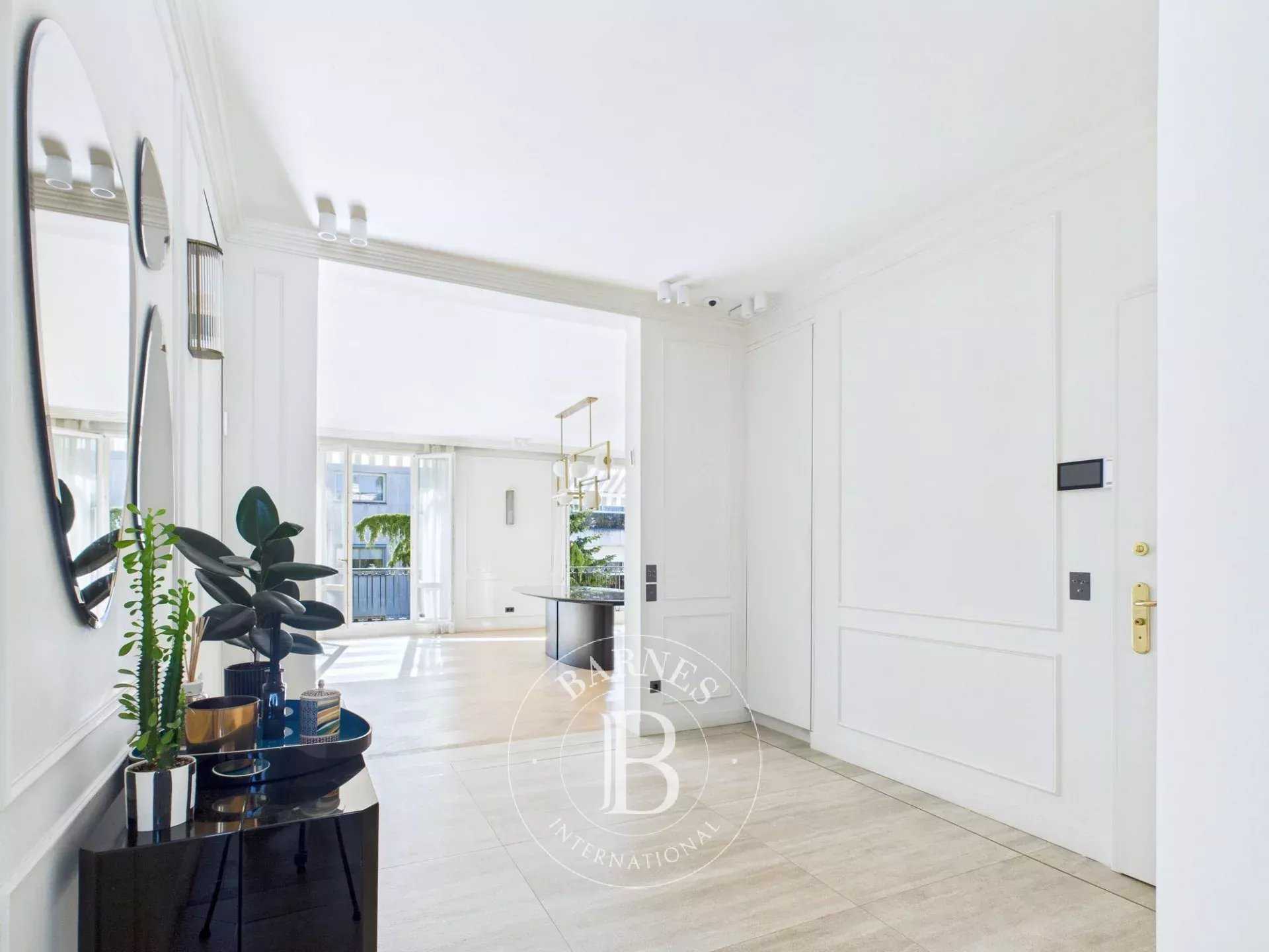 Neuilly-sur-Seine  - Appartement 7 Pi&egrave;ces 5 Chambres