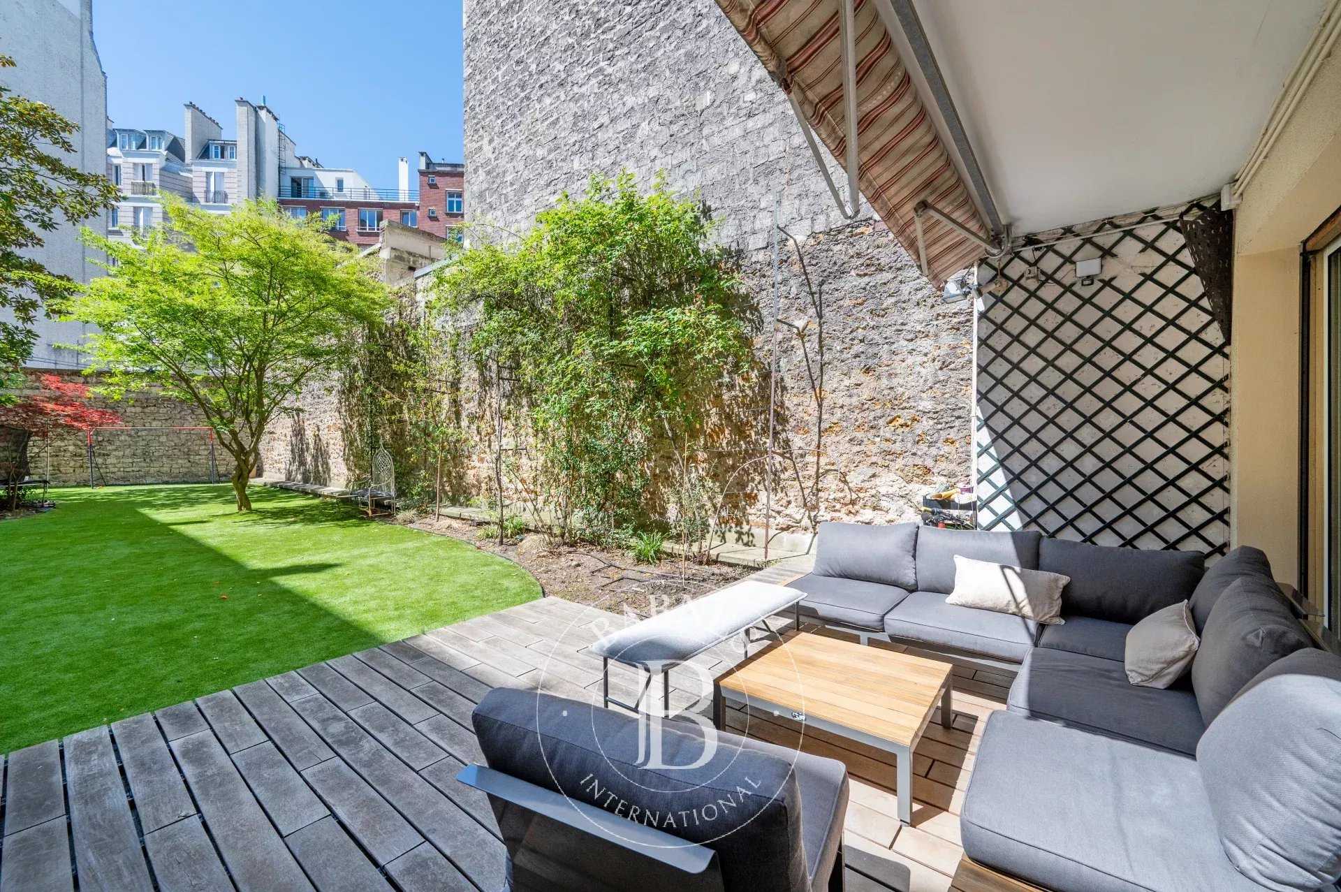 Neuilly-sur-Seine  - Apartment 3 Bedrooms