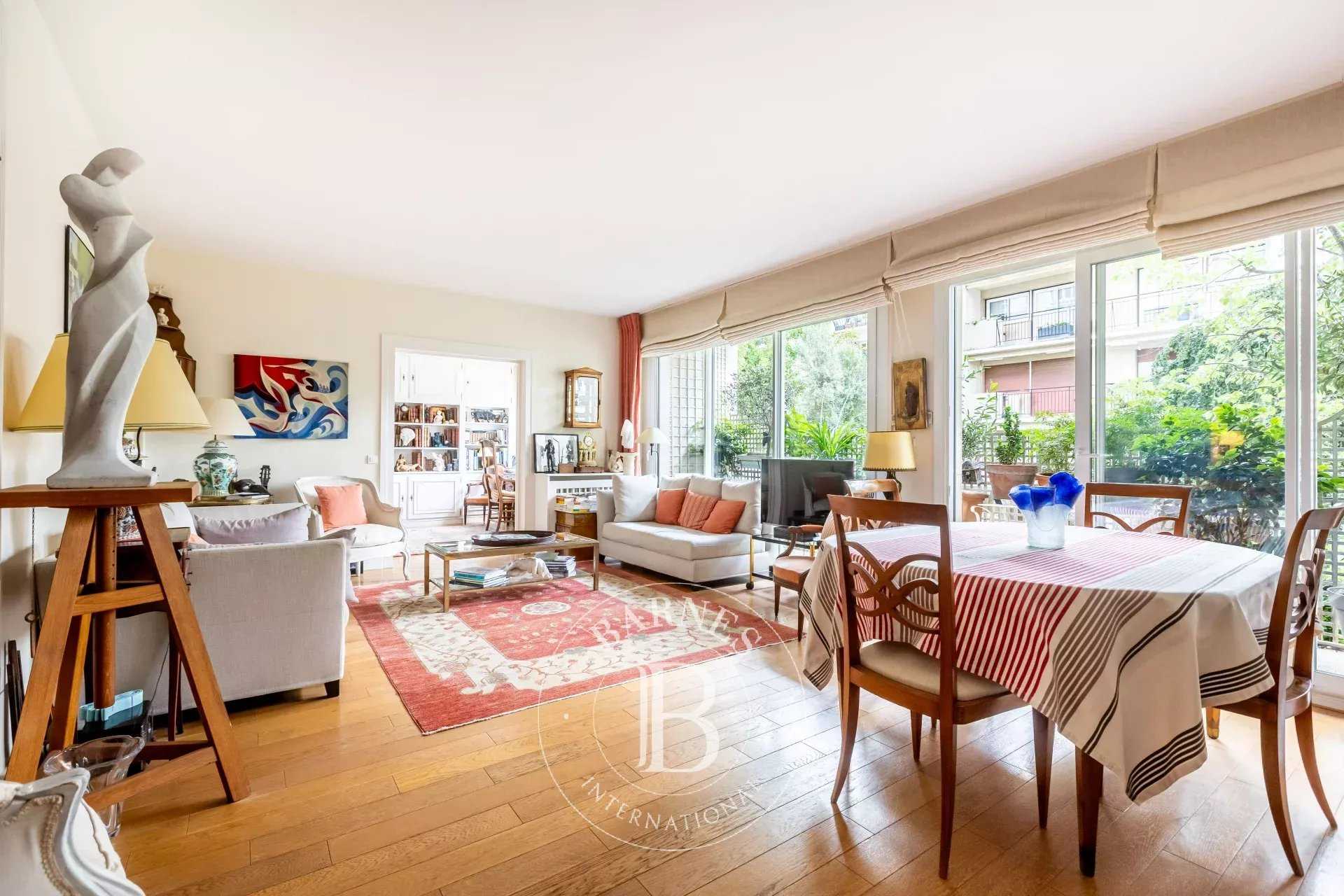 Neuilly-sur-Seine  - Appartement 5 Pi&egrave;ces 4 Chambres