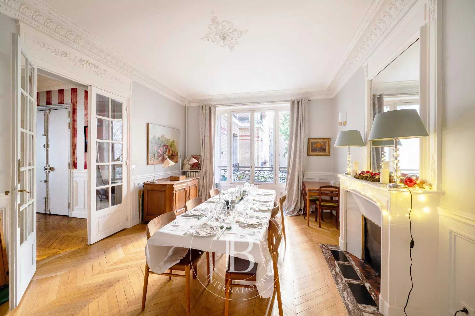 Neuilly-sur-Seine  - Appartement 5 Pi&egrave;ces 4 Chambres