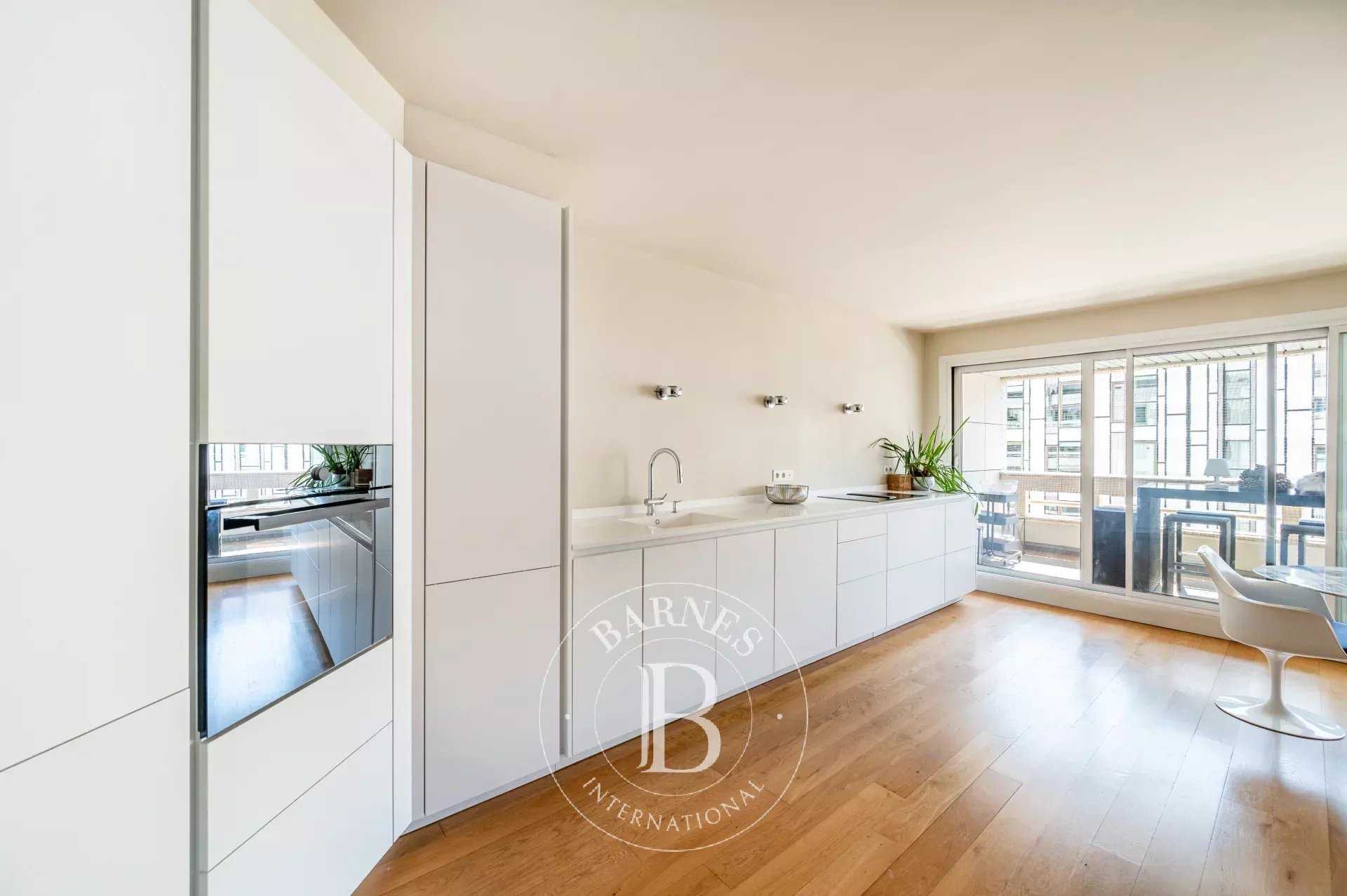 Levallois-Perret  - Apartment 2 Bedrooms
