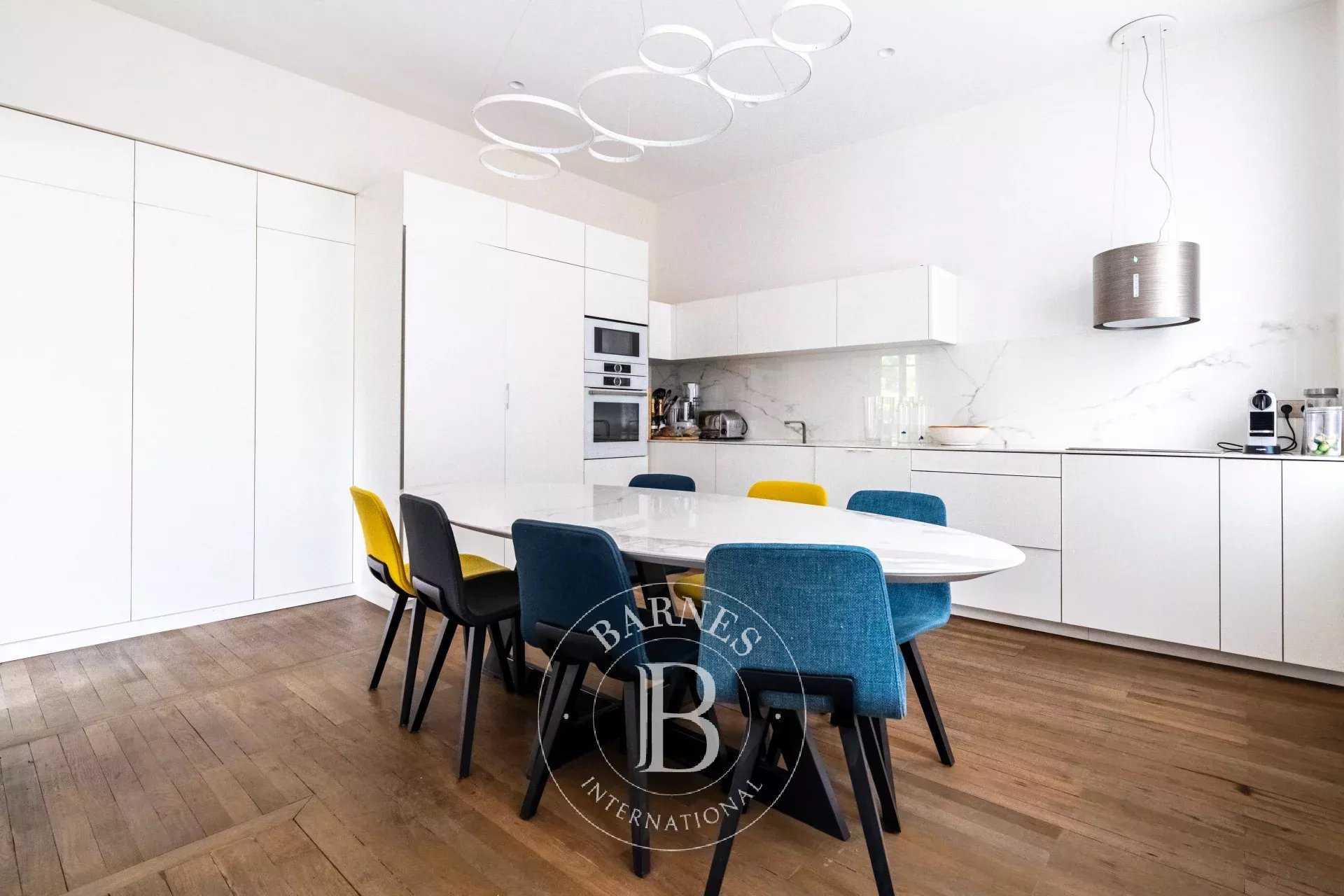 Neuilly-sur-Seine  - Apartment 2 Bedrooms