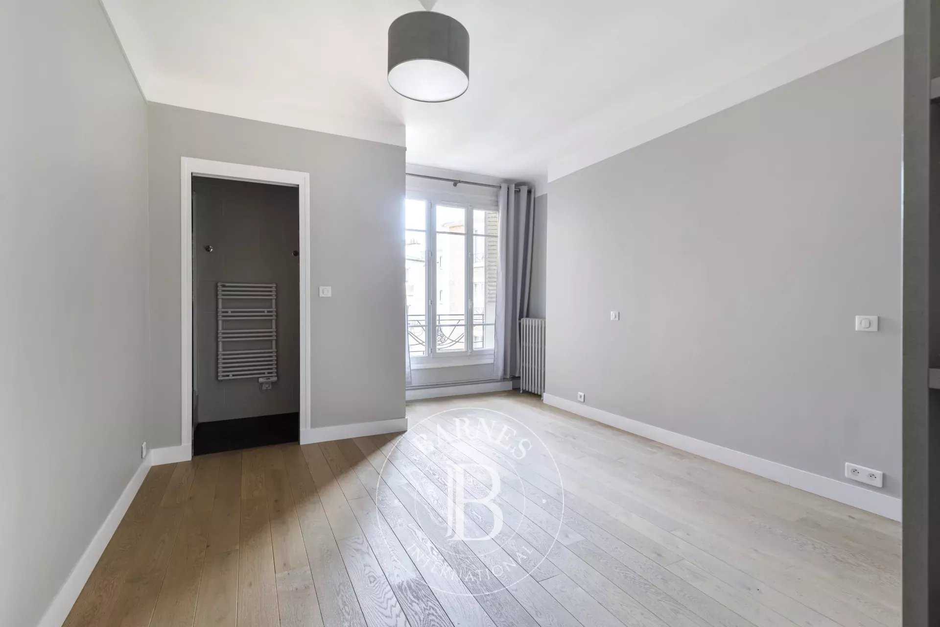 Neuilly-sur-Seine  - Apartment 3 Bedrooms