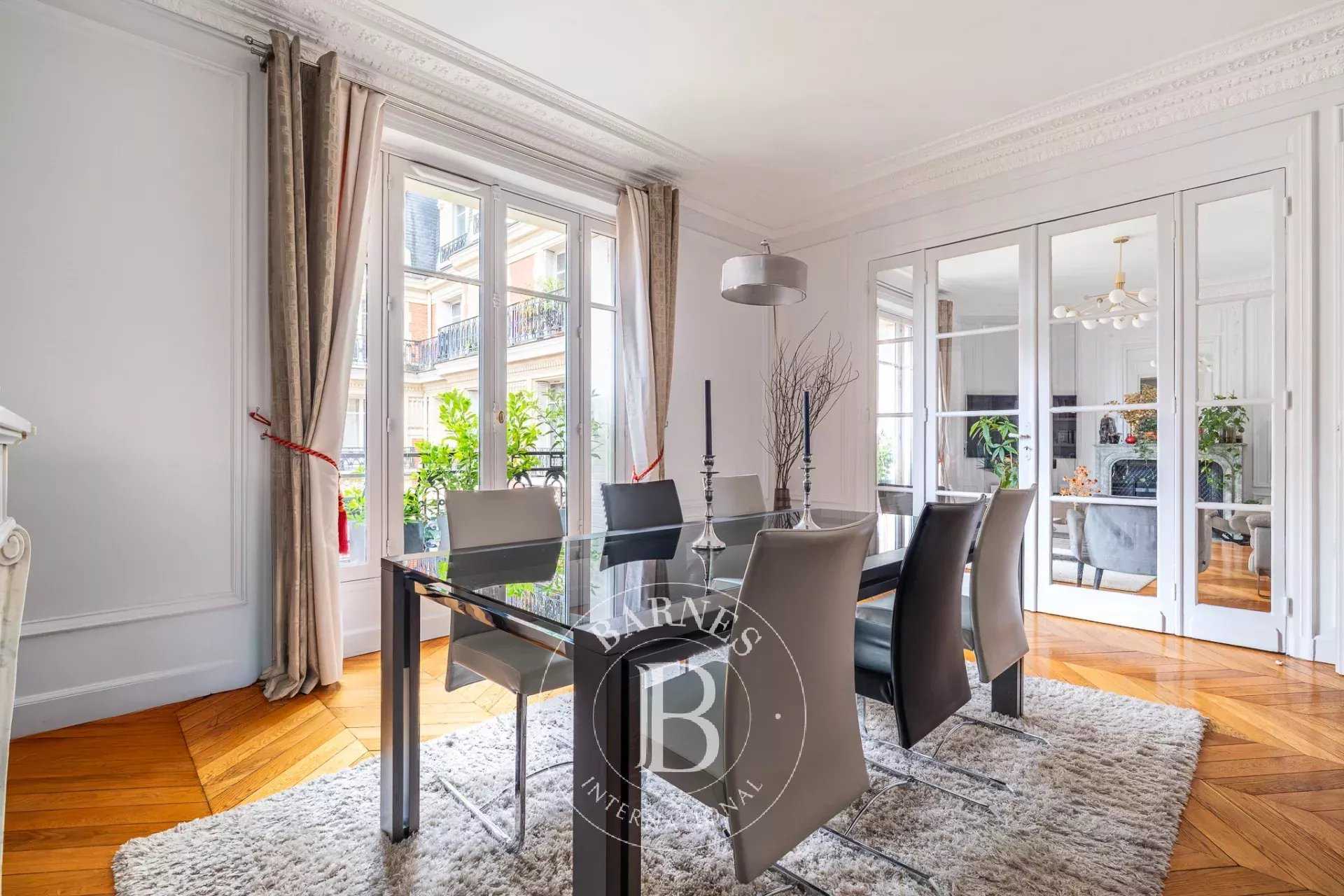 Neuilly-sur-Seine  - Apartment 2 Bedrooms