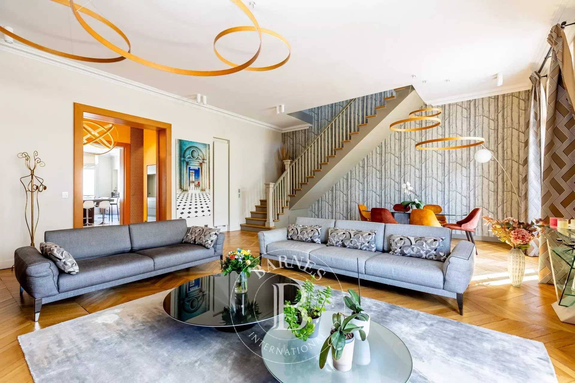 Neuilly-sur-Seine  - Appartement 7 Pi&egrave;ces 5 Chambres