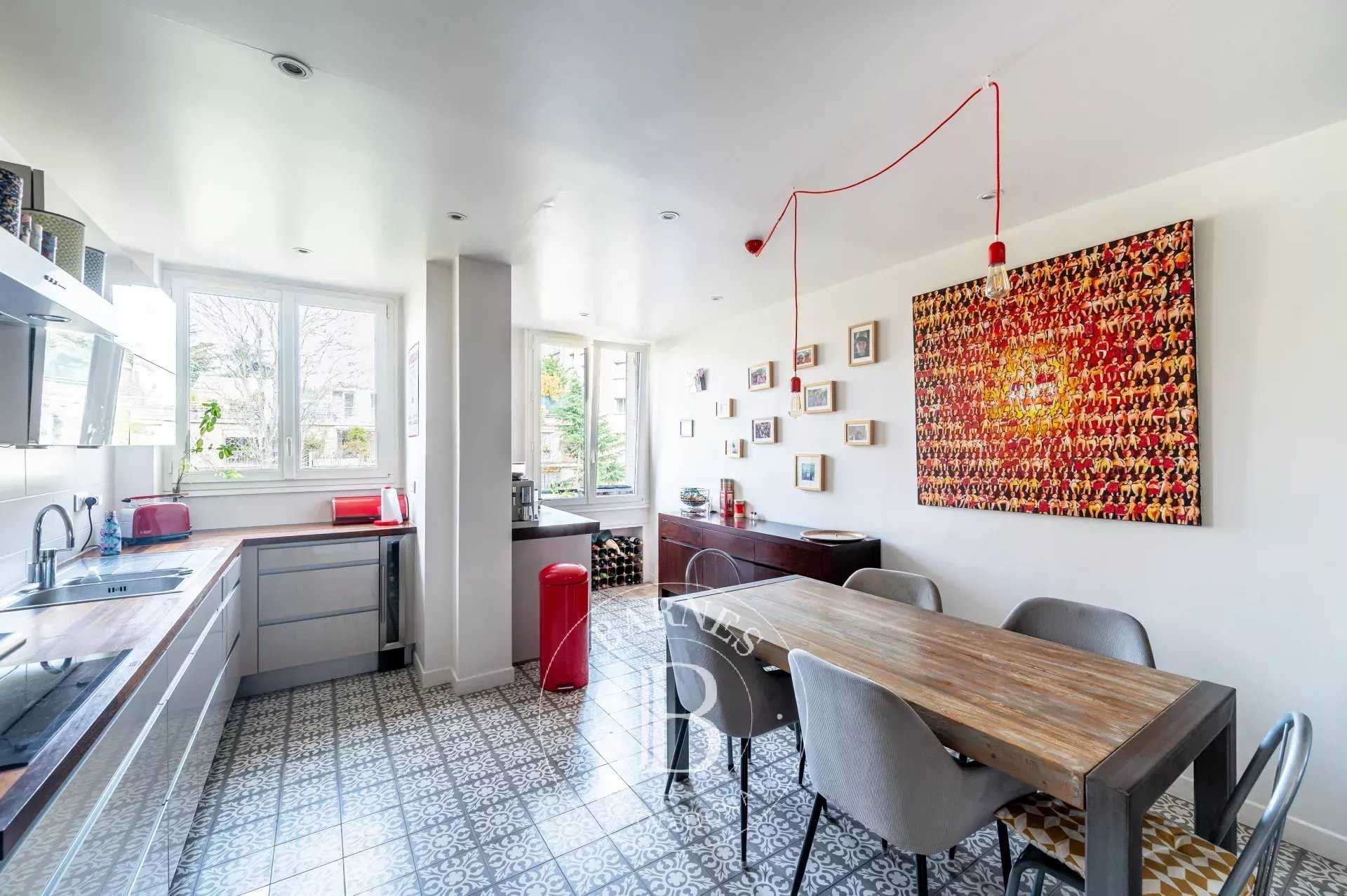 Neuilly-sur-Seine  - Appartement 5 Pi&egrave;ces 4 Chambres