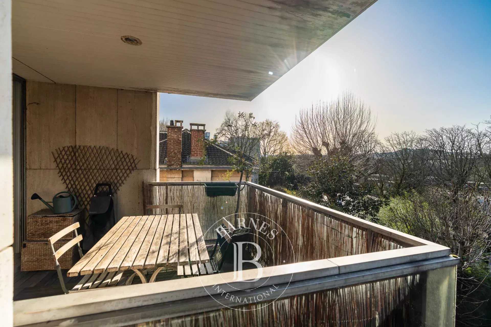 Neuilly-sur-Seine  - Appartement 5 Pi&egrave;ces 3 Chambres