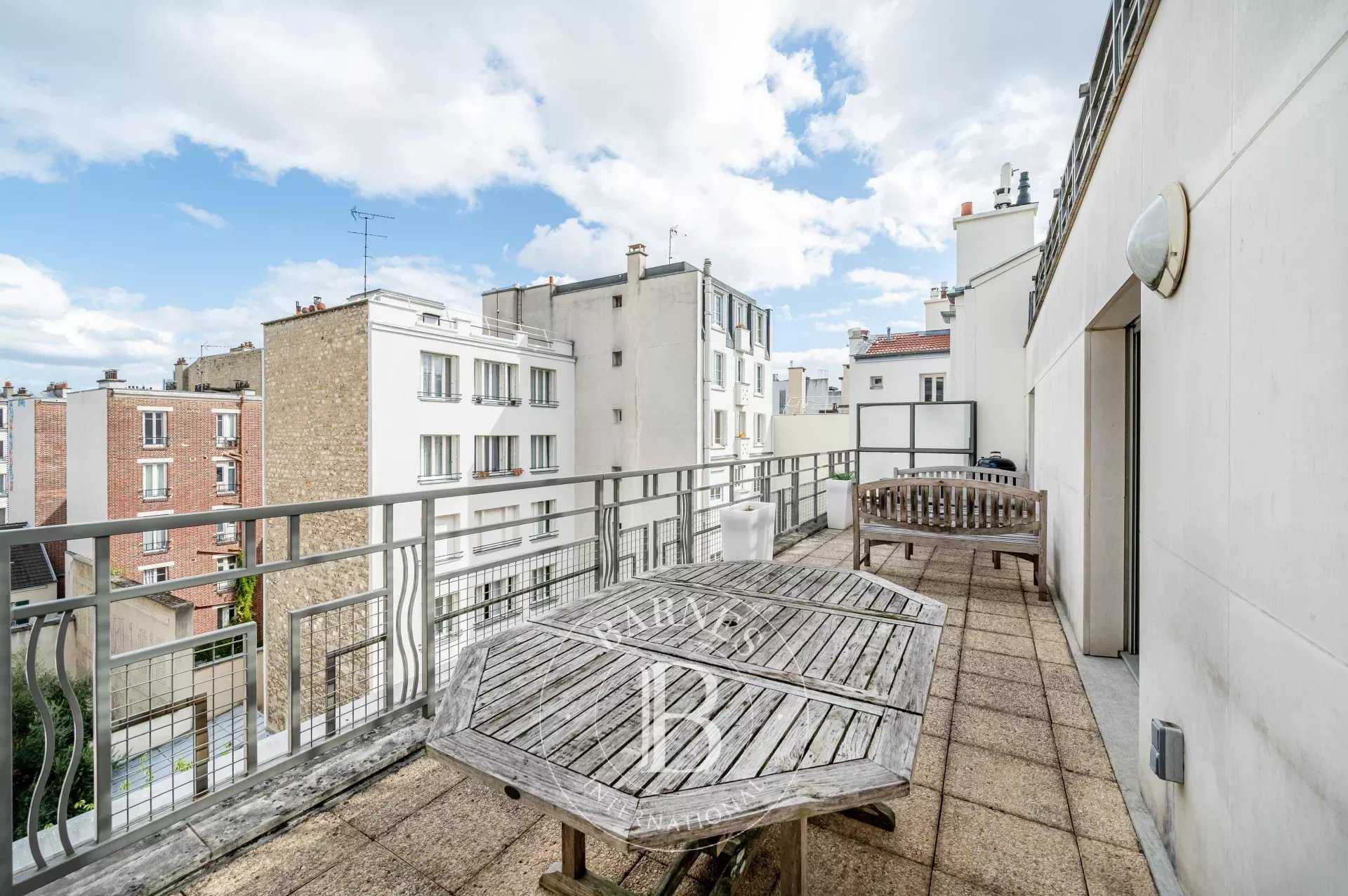 Levallois-Perret  - Apartment 3 Bedrooms