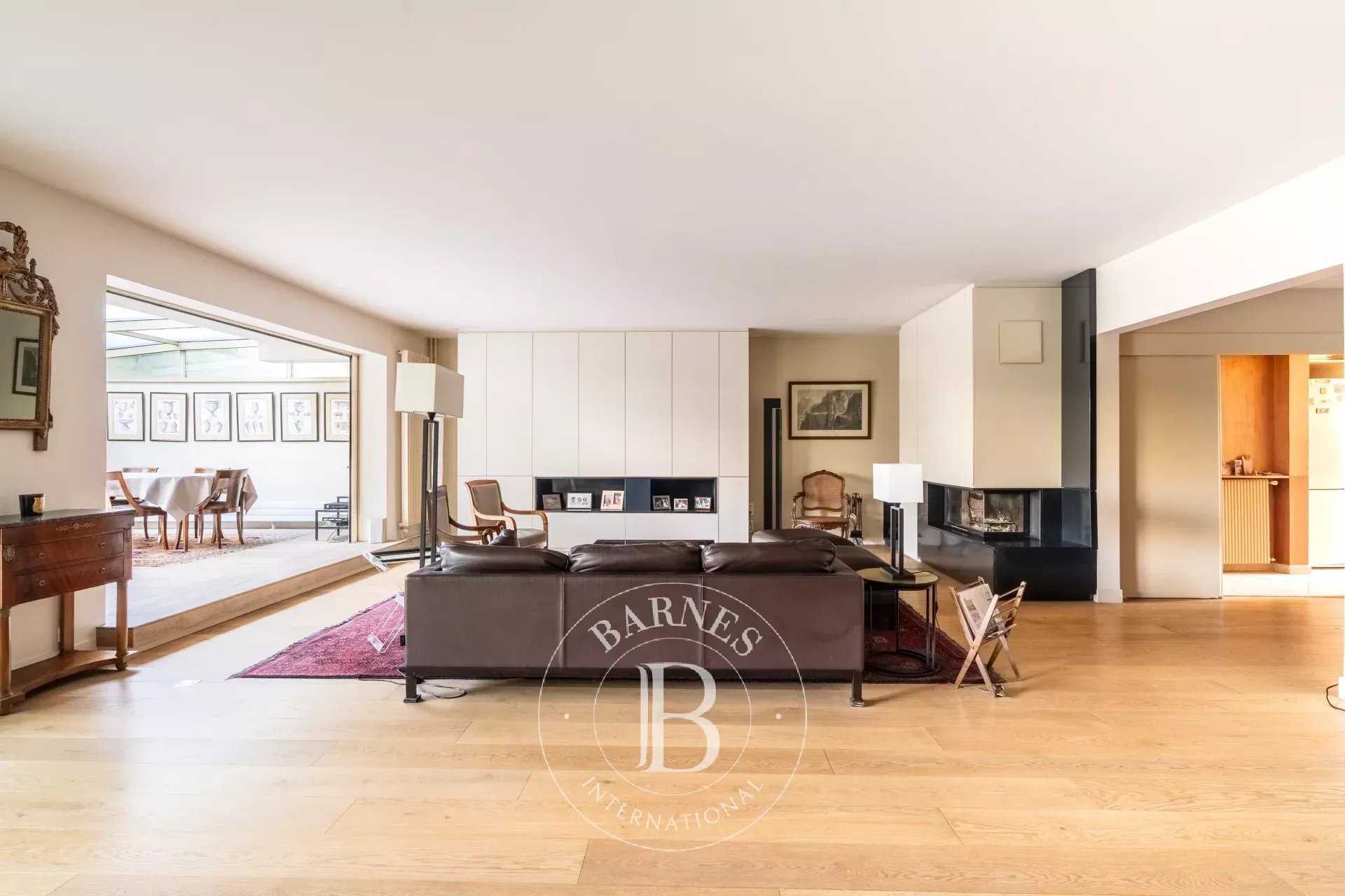 Neuilly-sur-Seine  - Apartment 6 Bedrooms