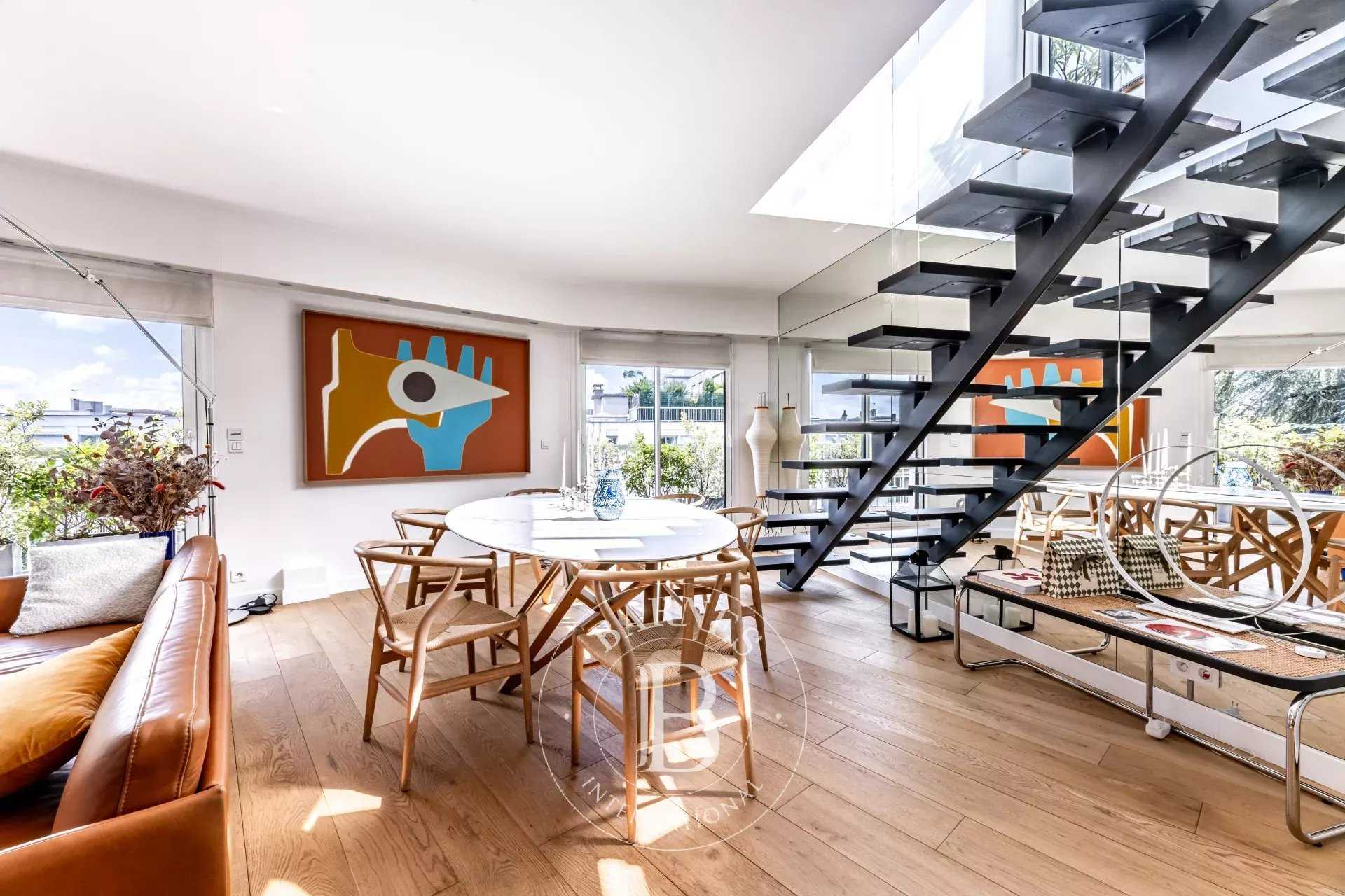 Neuilly-sur-Seine  - Piso 5 Cuartos 3 Habitaciones