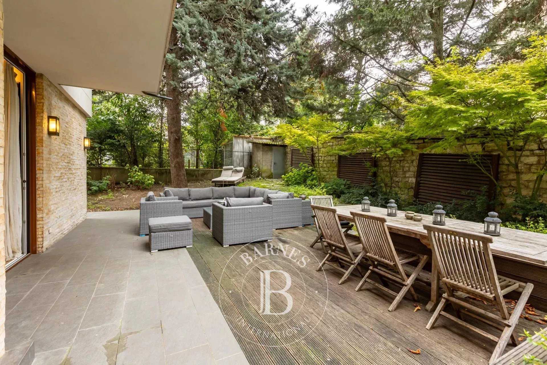 Neuilly-sur-Seine  - Appartement 6 Pièces 3 Chambres