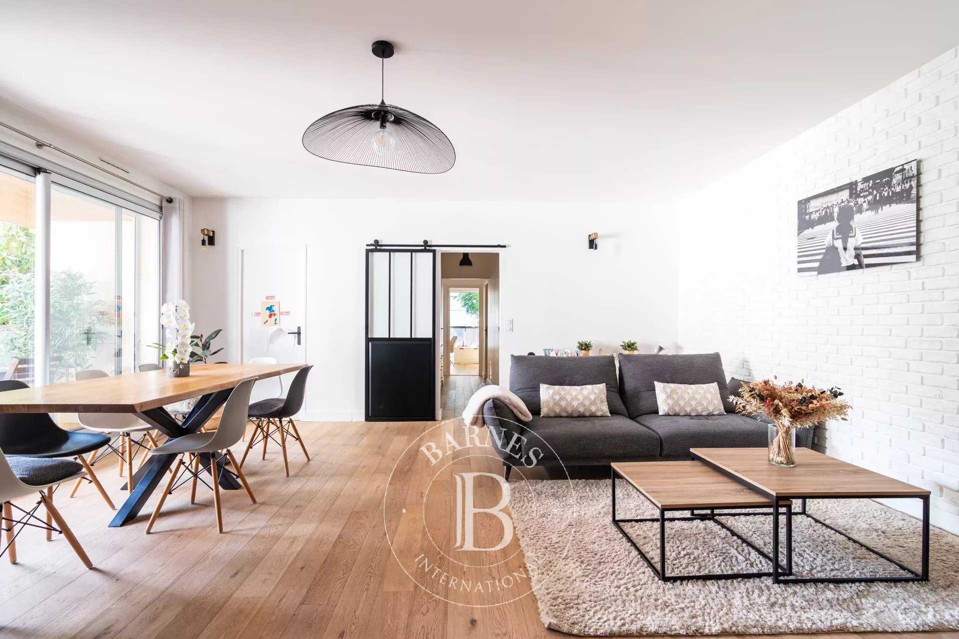 Neuilly-sur-Seine  - Appartement 5 Pièces 3 Chambres
