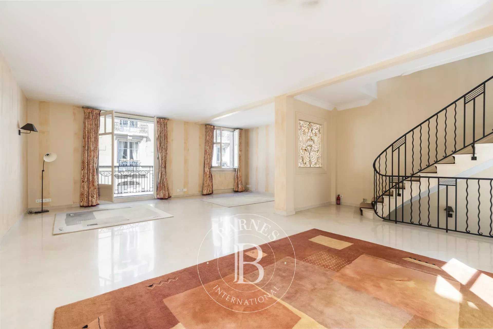 Neuilly-sur-Seine  - Mansion 4 Bedrooms