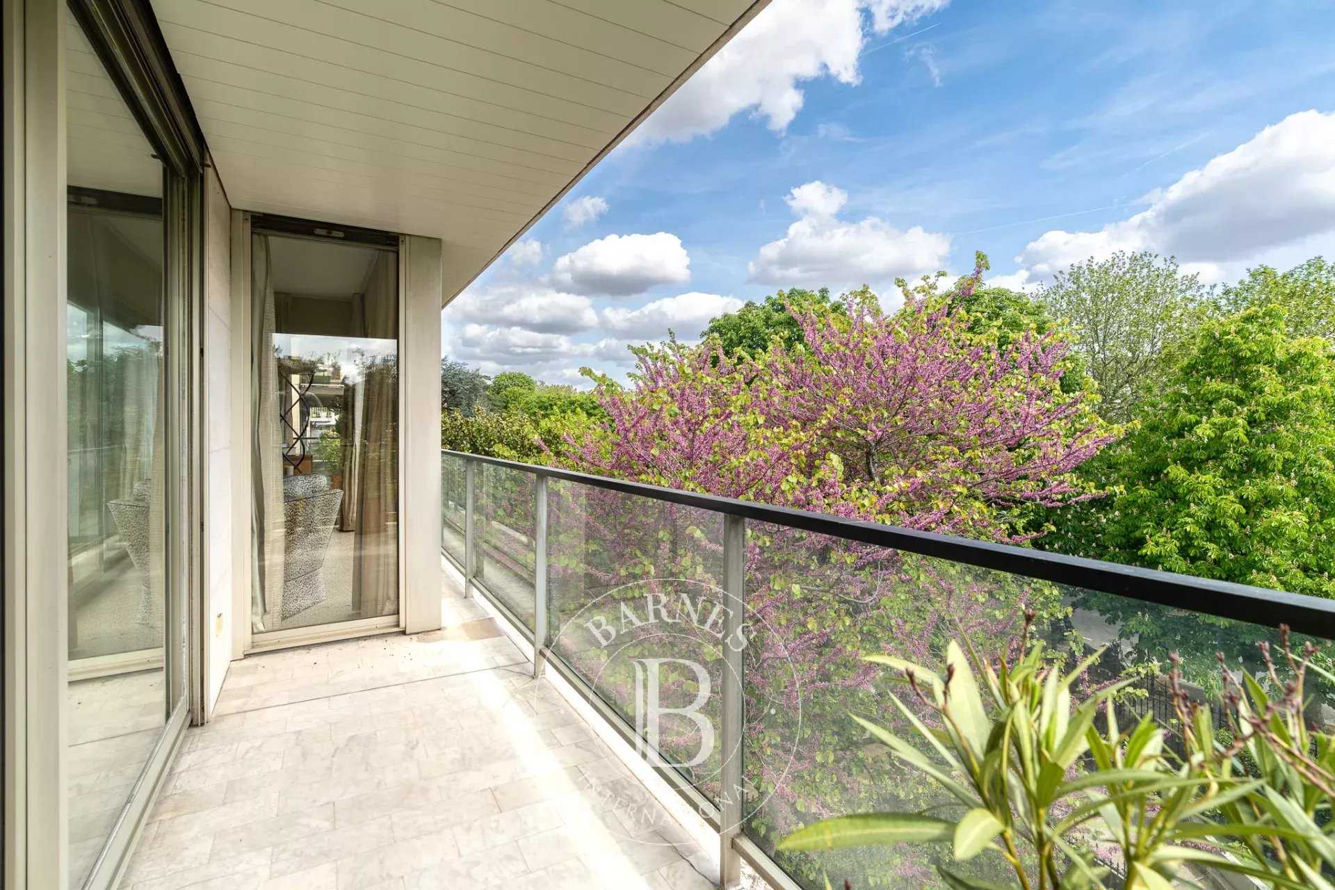 Neuilly-sur-Seine  - Apartment 2 Bedrooms