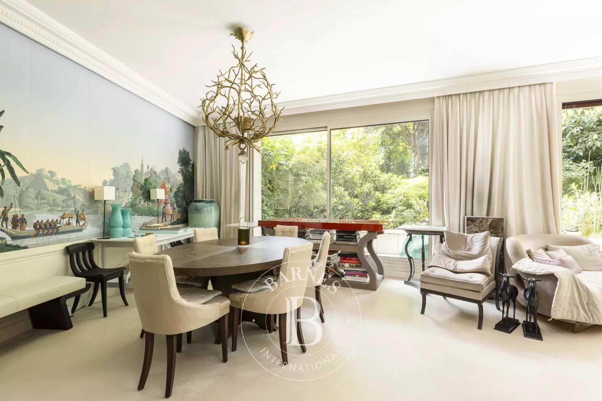 Neuilly-sur-Seine  - Appartement 5 Pièces 3 Chambres