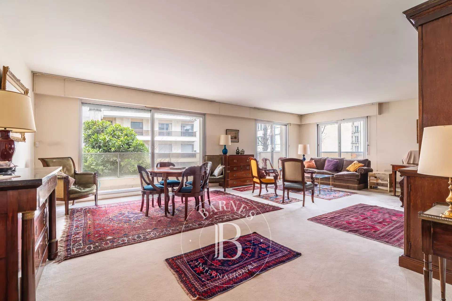 Neuilly-sur-Seine  - Apartment 3 Bedrooms