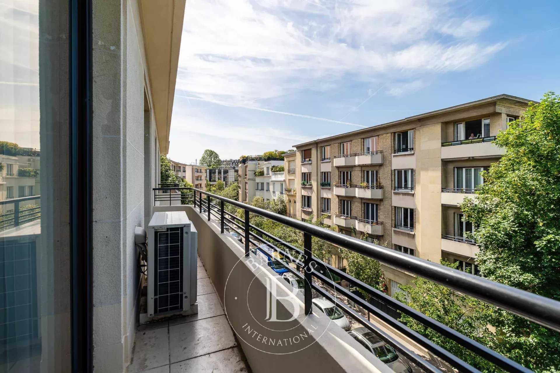 Neuilly-sur-Seine  - Appartement 3 Pi&egrave;ces 2 Chambres