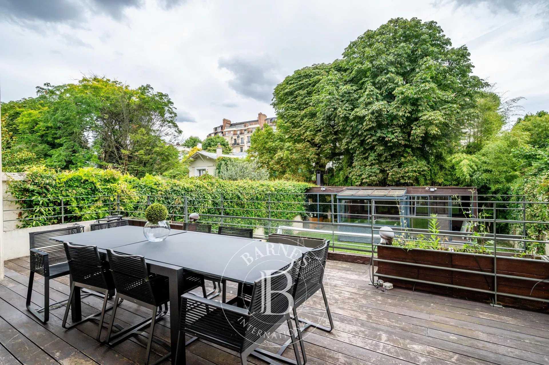 Neuilly-sur-Seine  - Mansion 5 Bedrooms