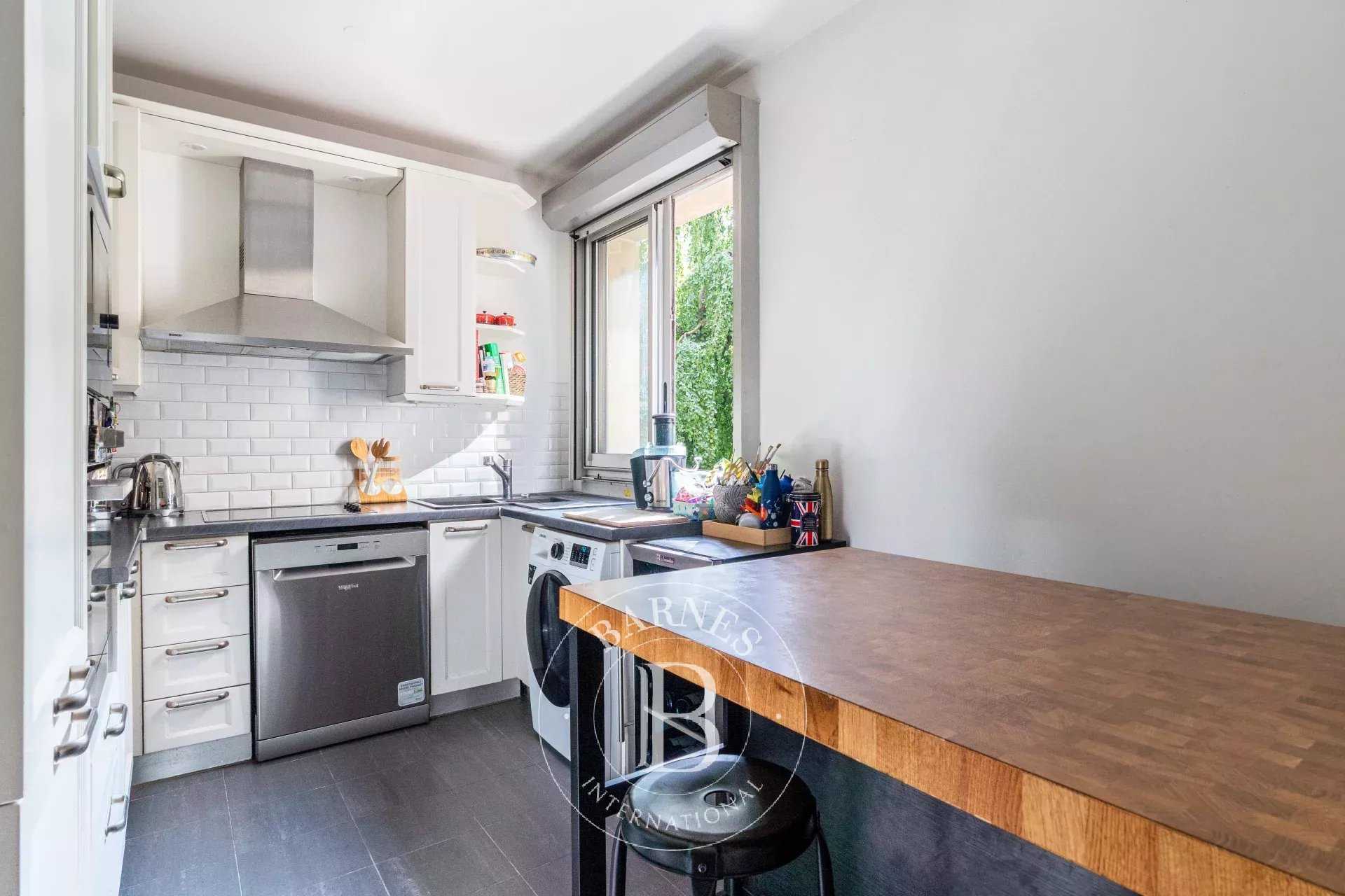 Neuilly-sur-Seine  - Appartement 5 Pièces 3 Chambres