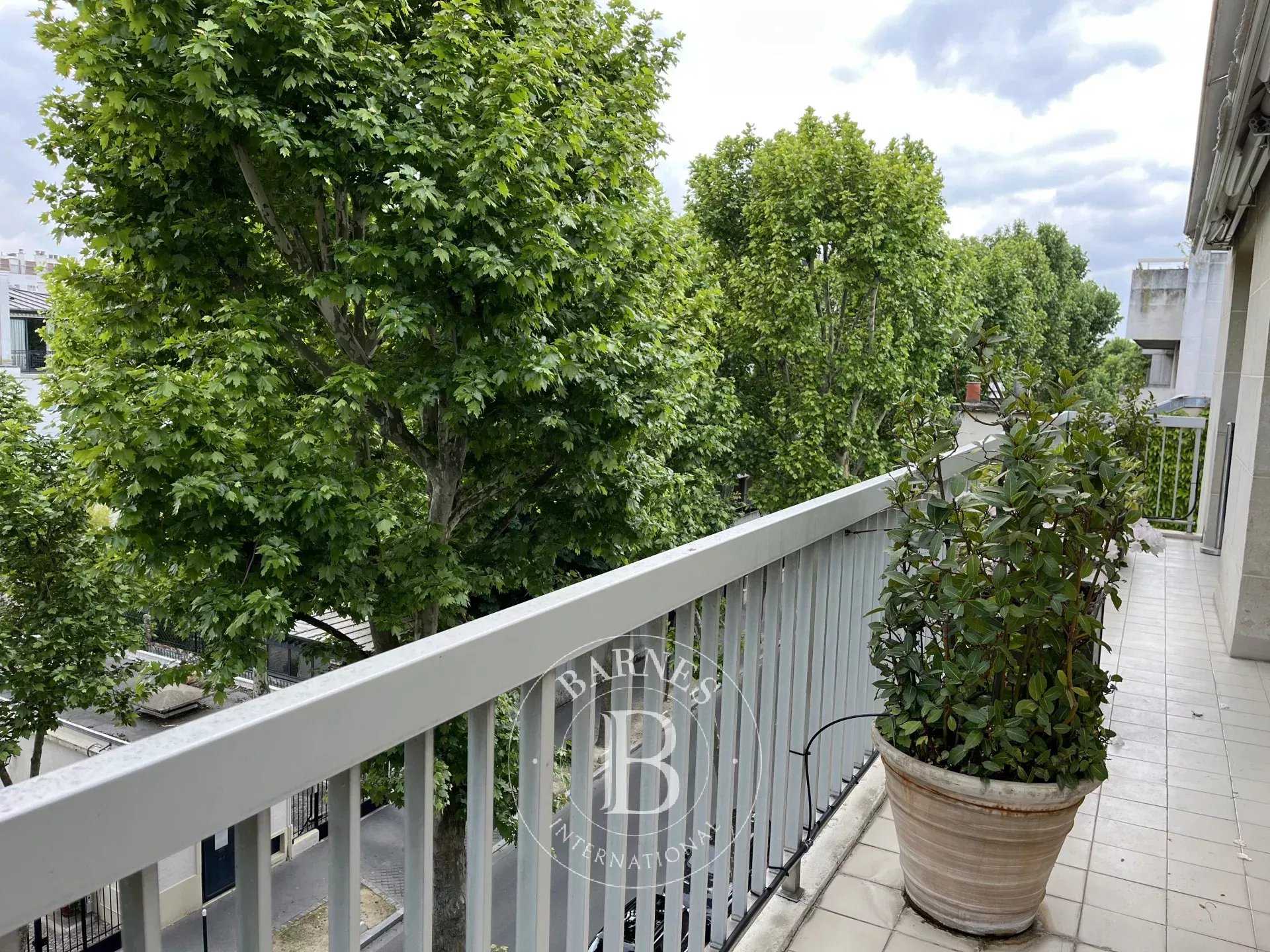Neuilly-sur-Seine  - Appartement 7 Pièces 4 Chambres