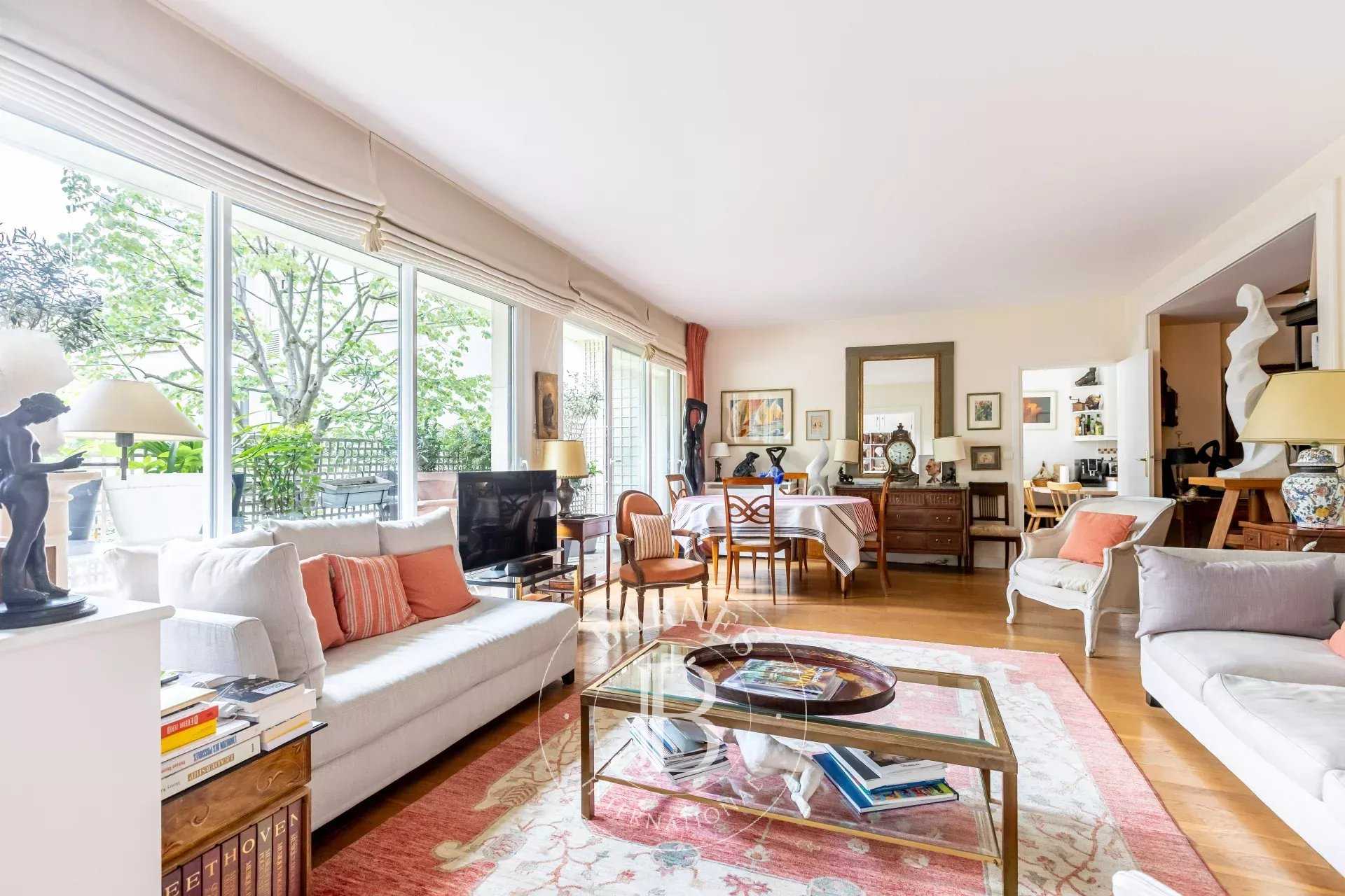 Neuilly-sur-Seine  - Appartement 5 Pi&egrave;ces 4 Chambres